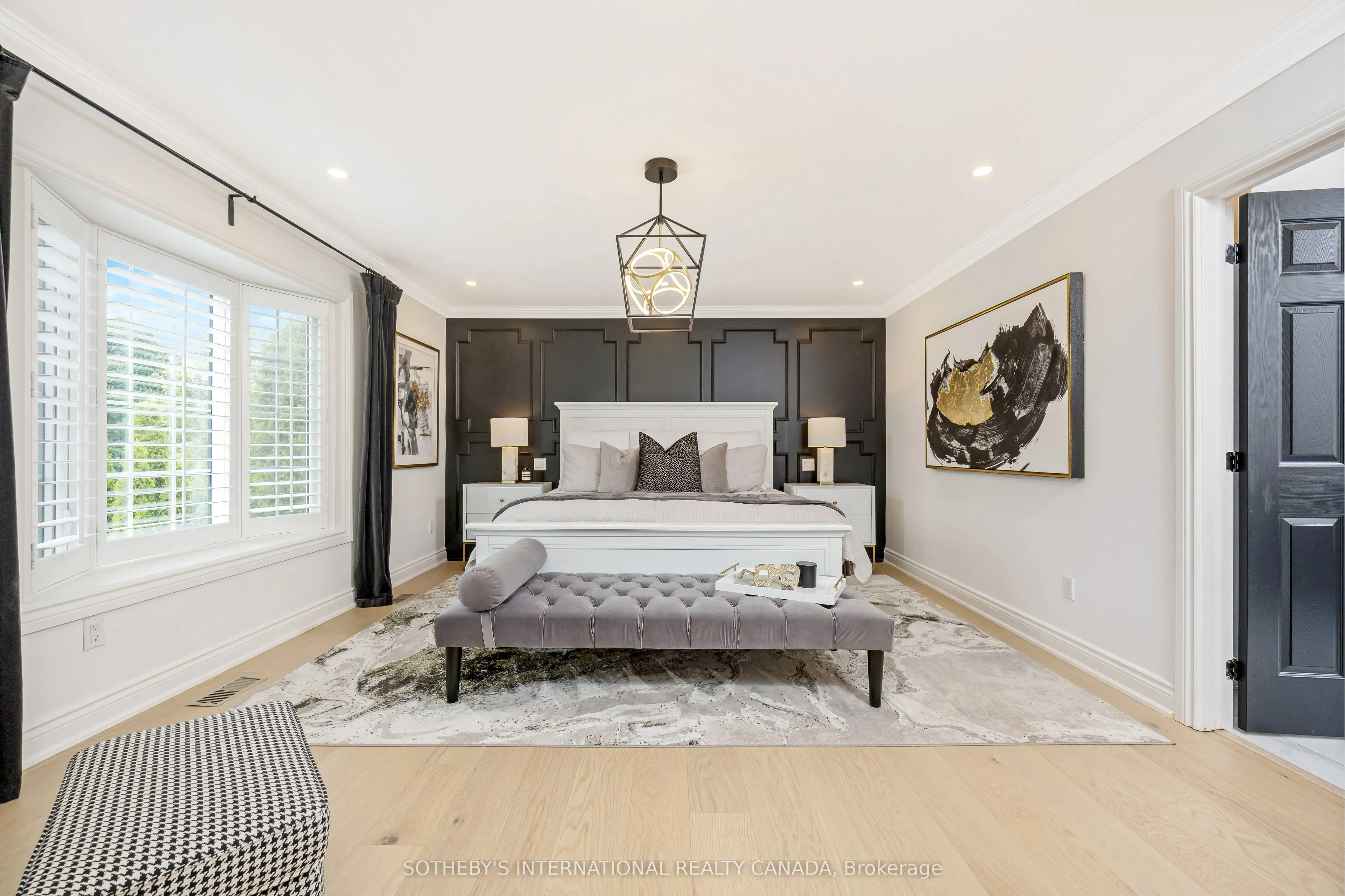 10 Meander Close
