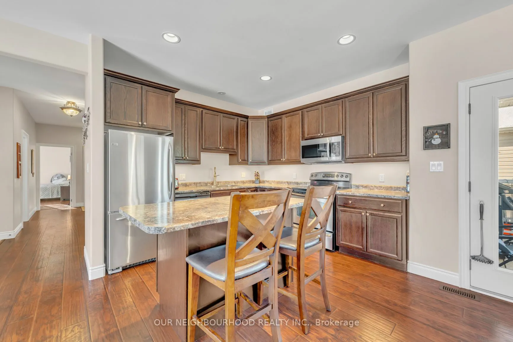 16 Cortland Crescent