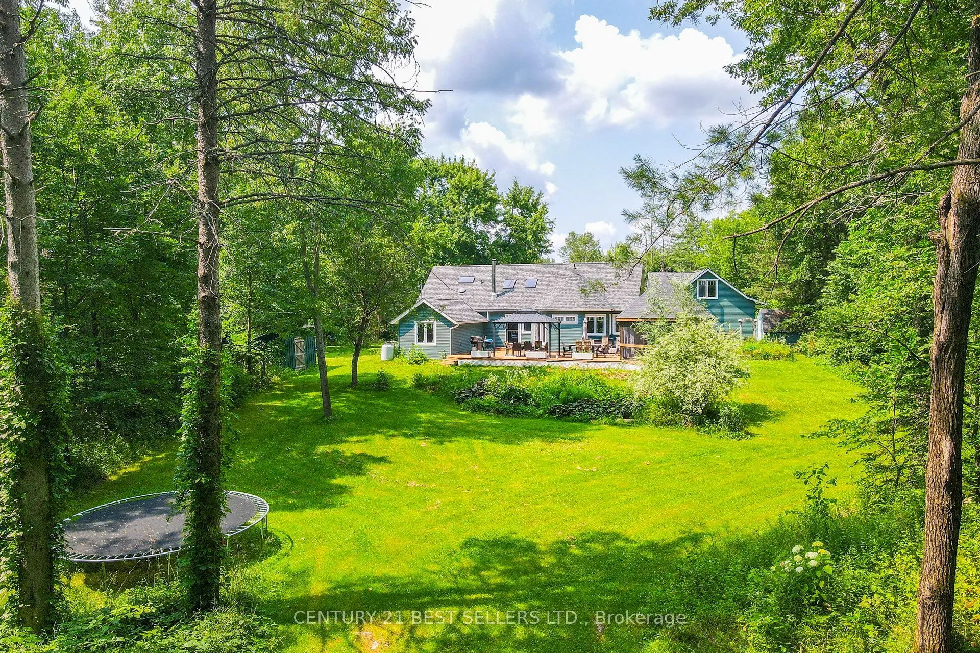 1622 Houseys Rapids Road
