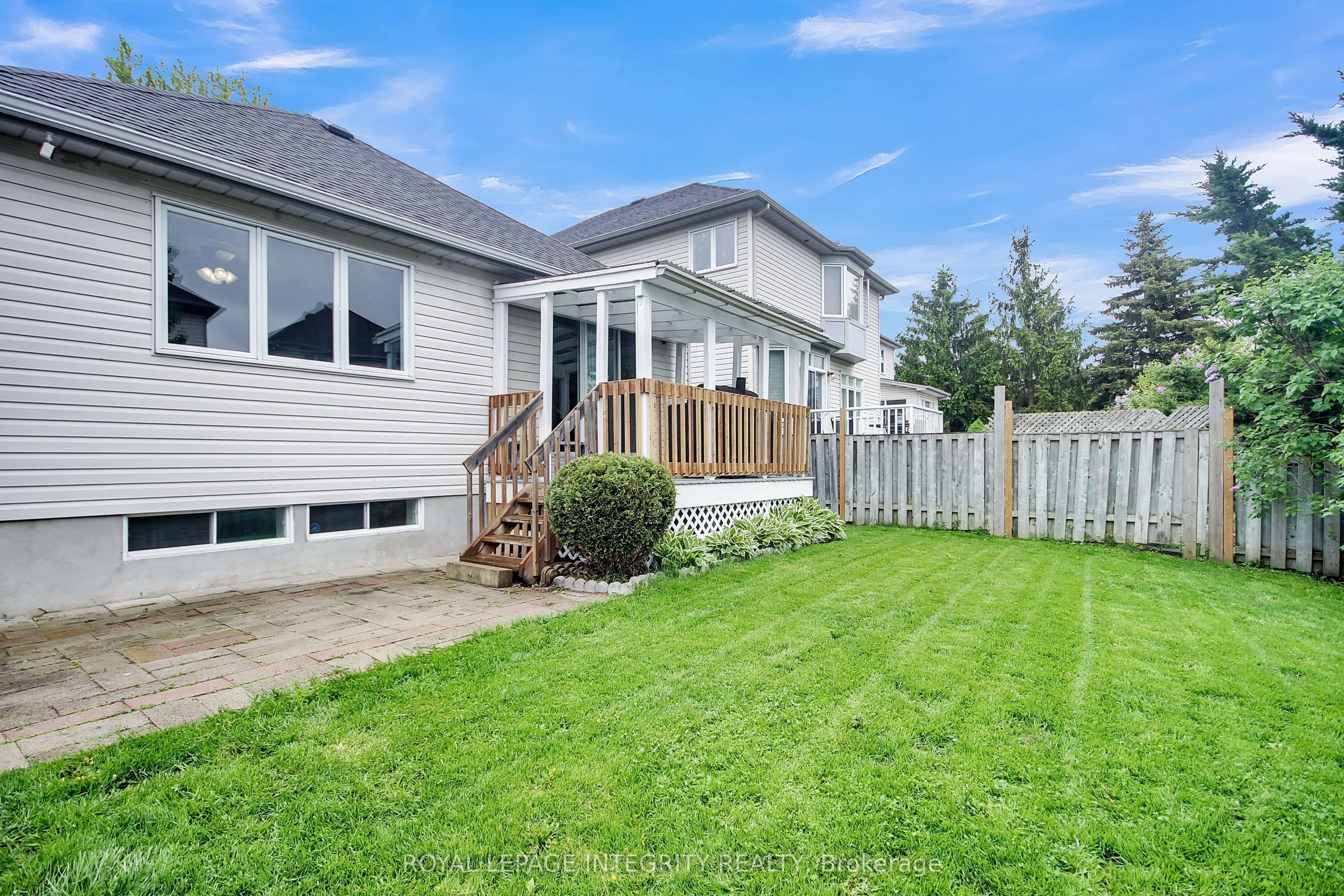 22 Halkirk Avenue