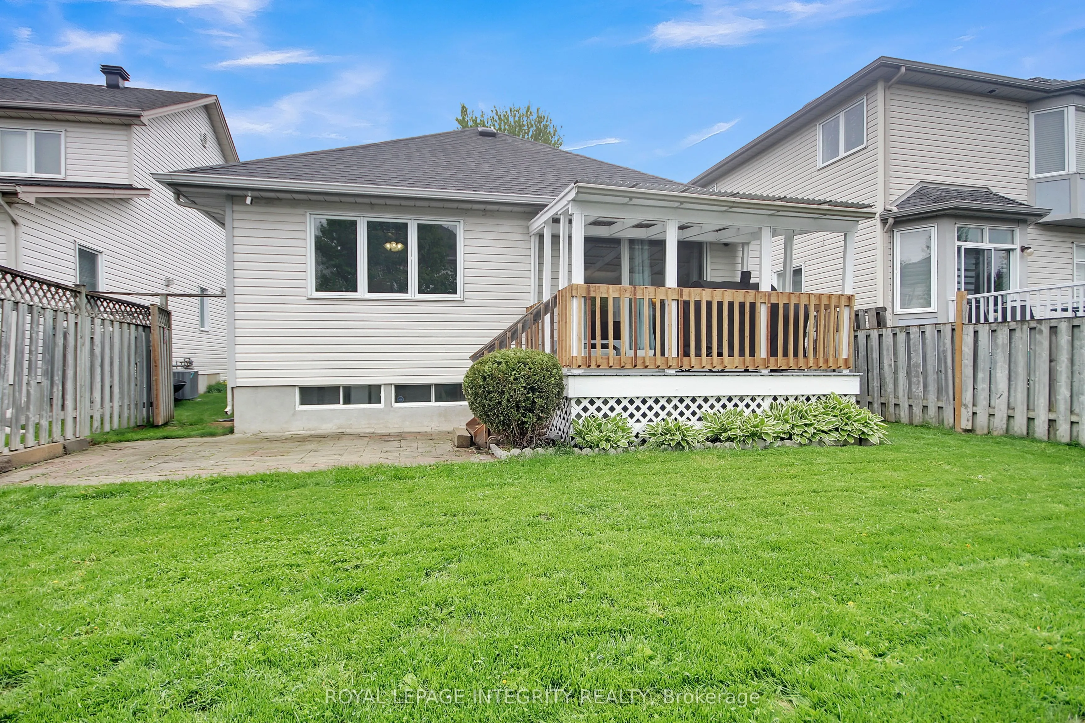 22 Halkirk Avenue