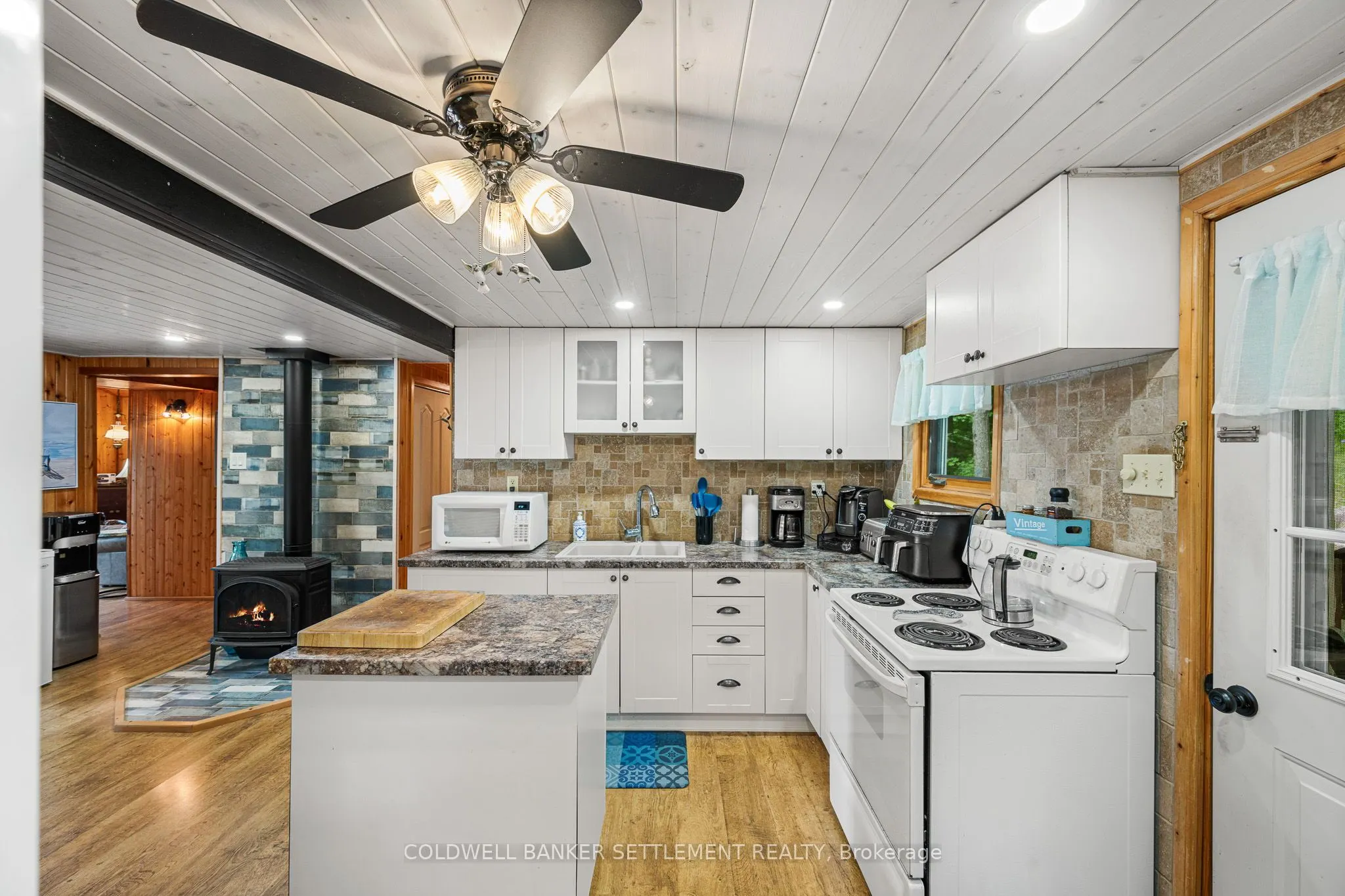 141 Christie Lake Lane 32 Lane