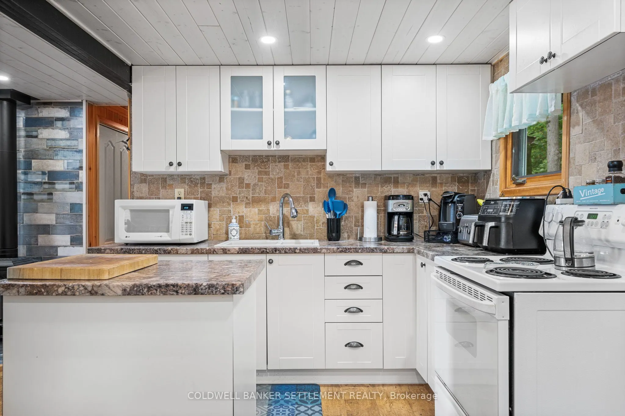 141 Christie Lake Lane 32 Lane
