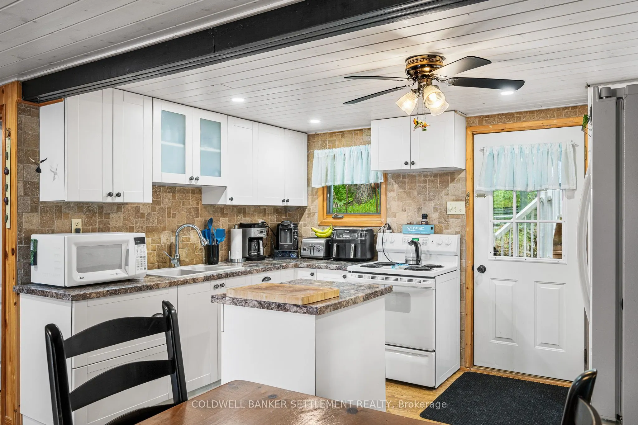 141 Christie Lake Lane 32 Lane