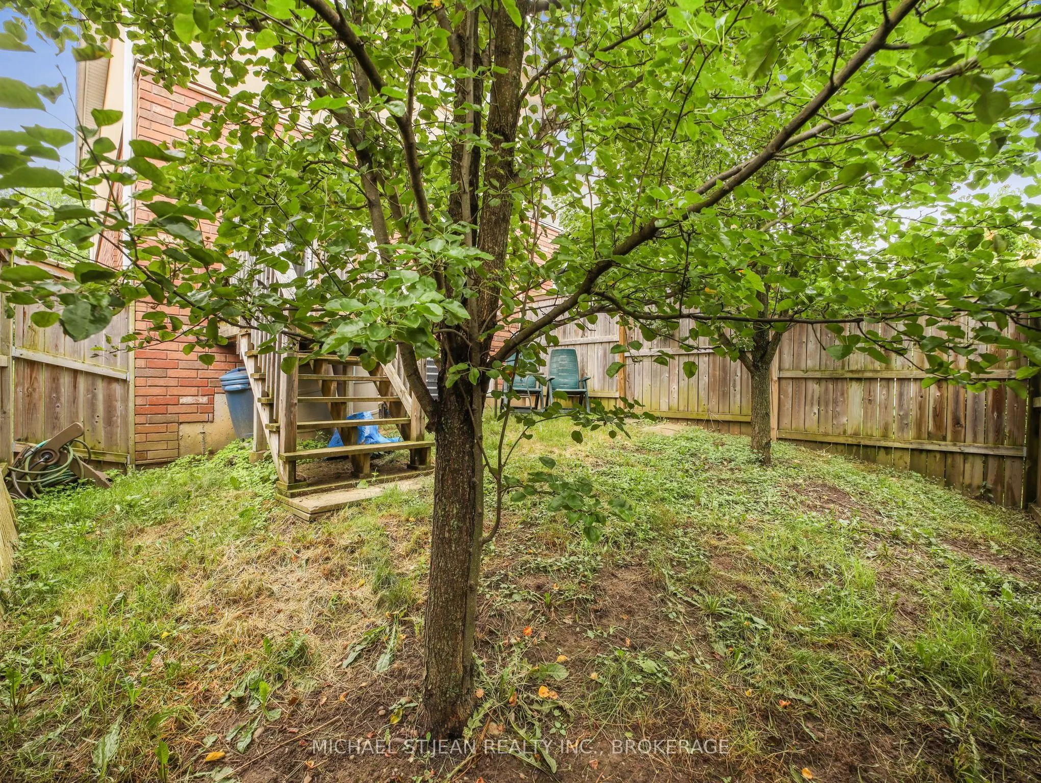 20 McConkey Crescent #90