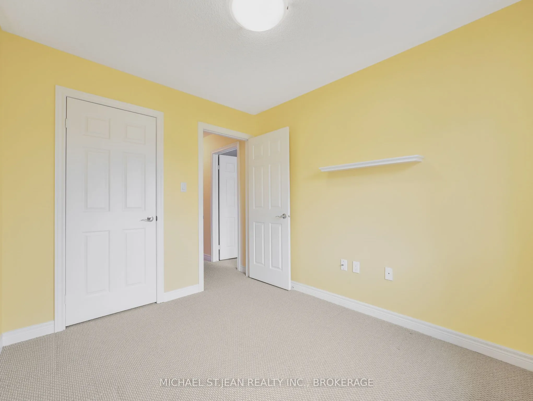 20 McConkey Crescent #90