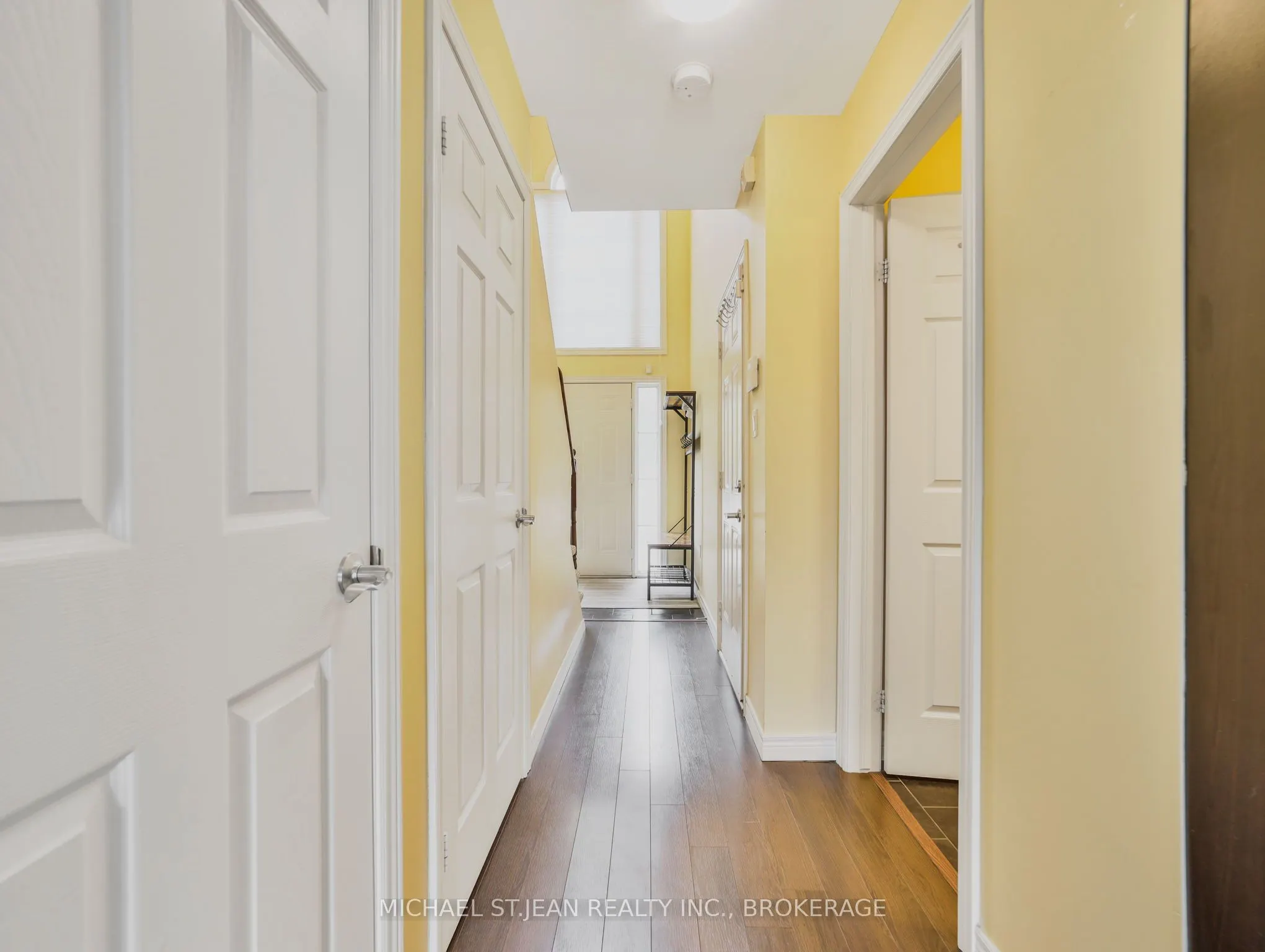 20 McConkey Crescent #90
