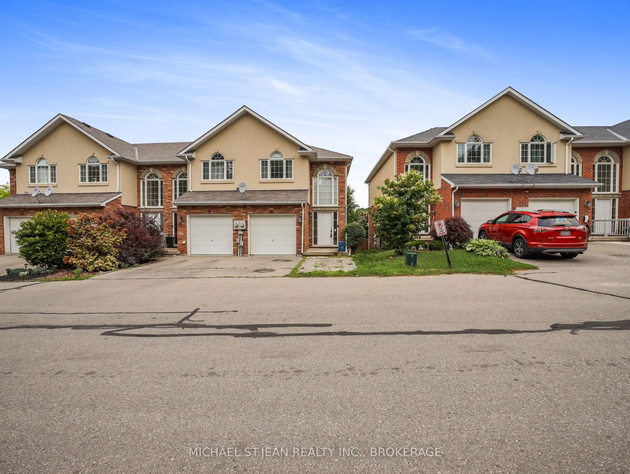 20 McConkey Crescent #90