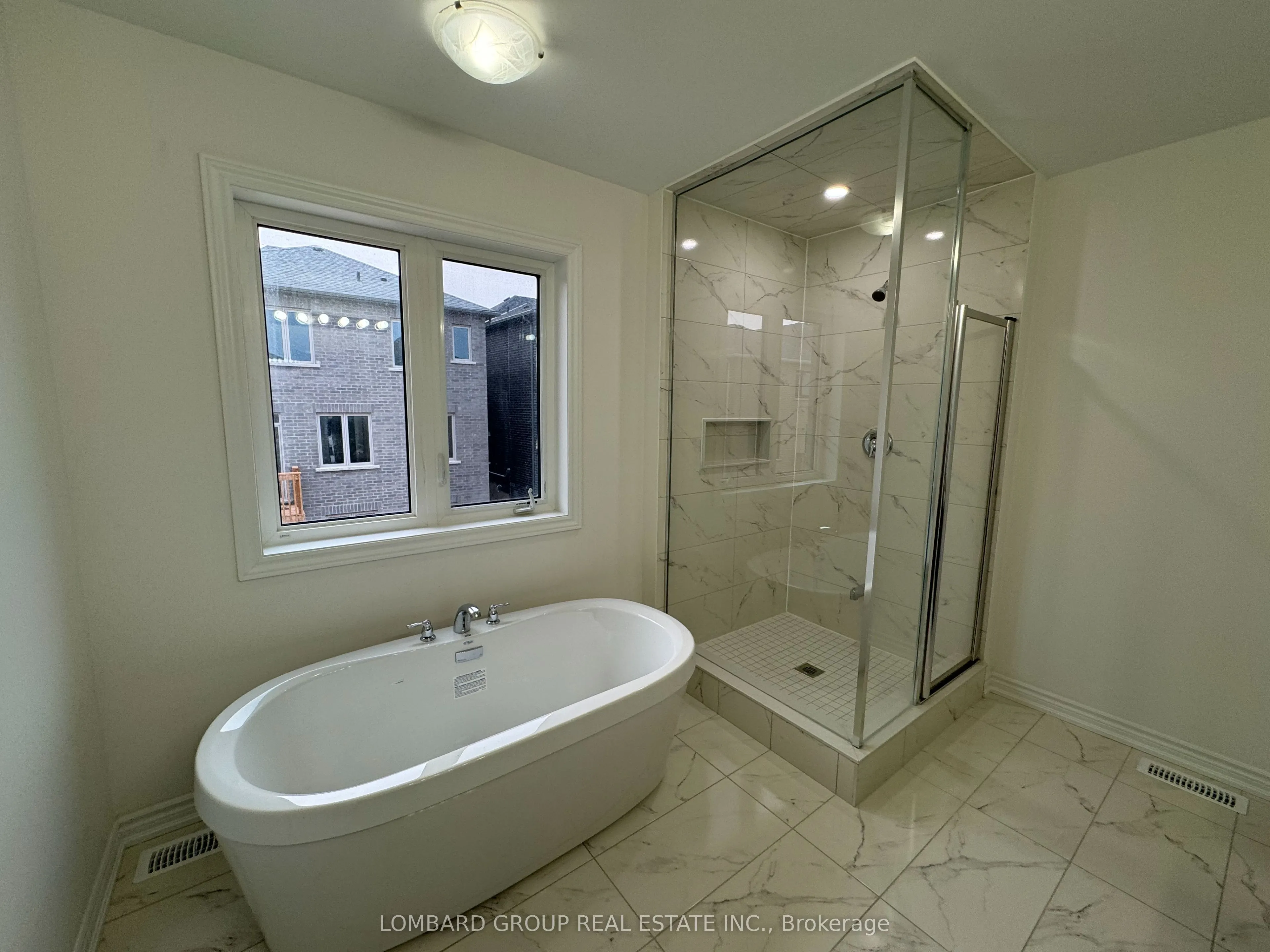 21 Stanley Leitch Drive