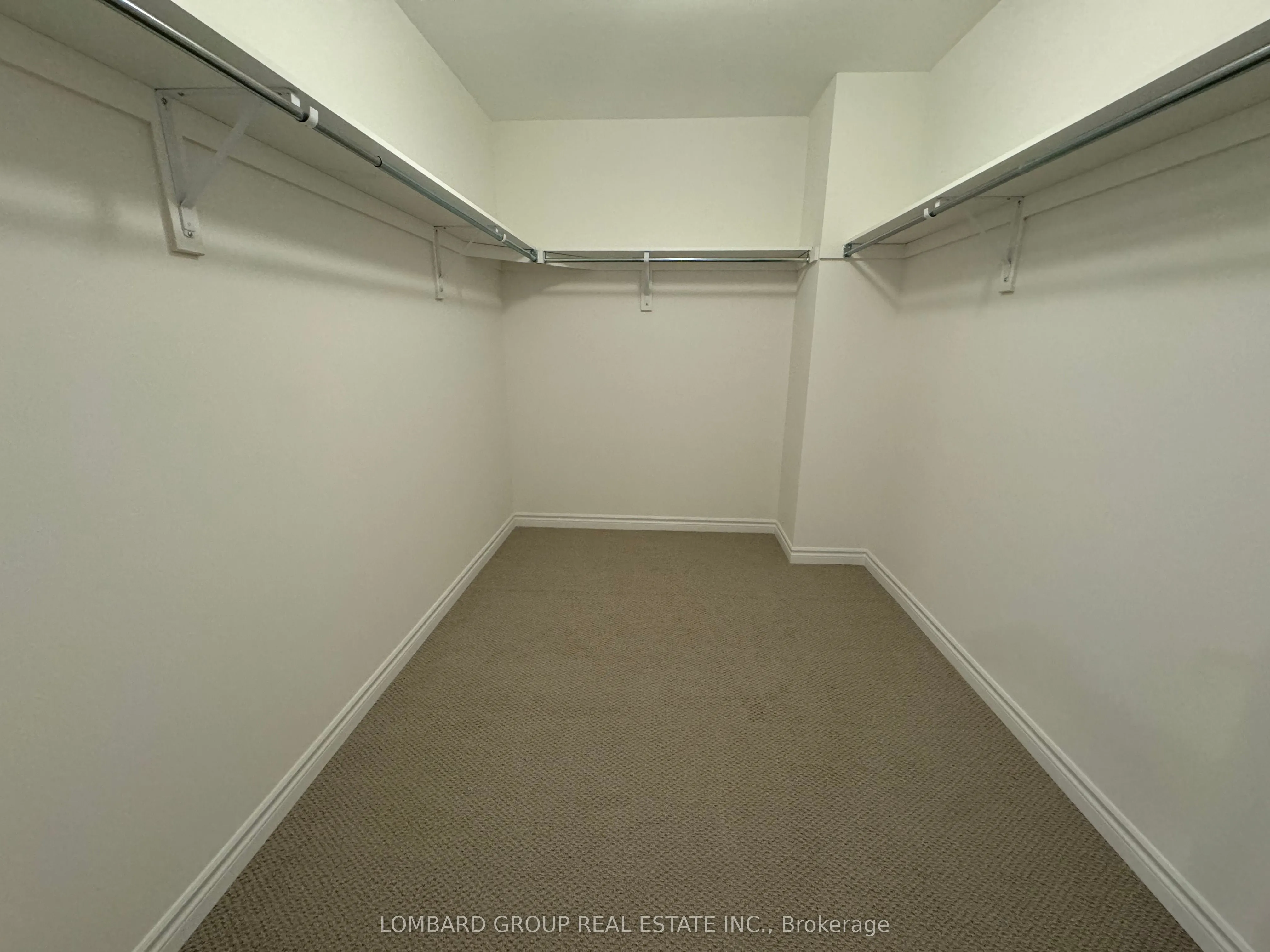 21 Stanley Leitch Drive