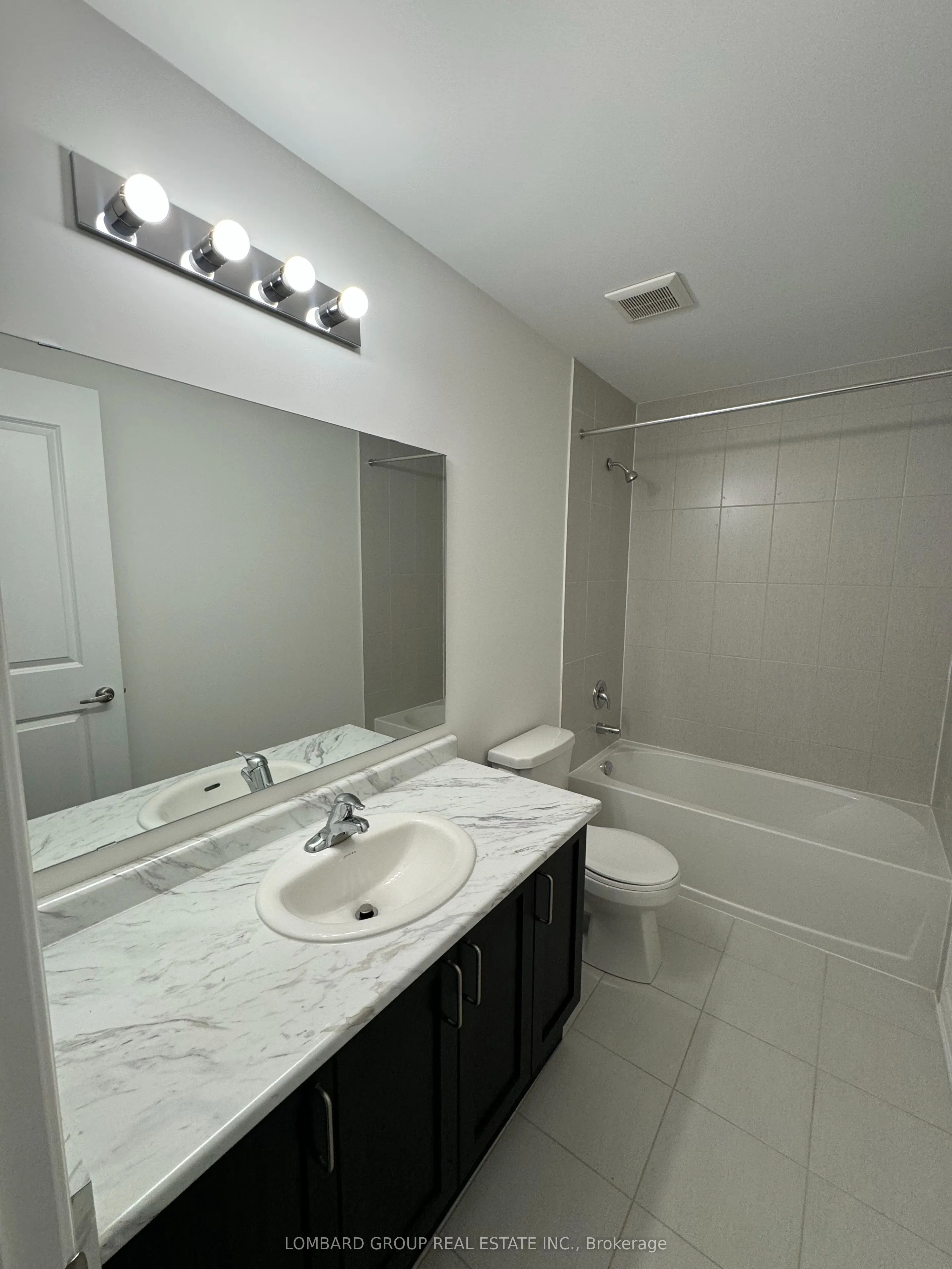 21 Stanley Leitch Drive