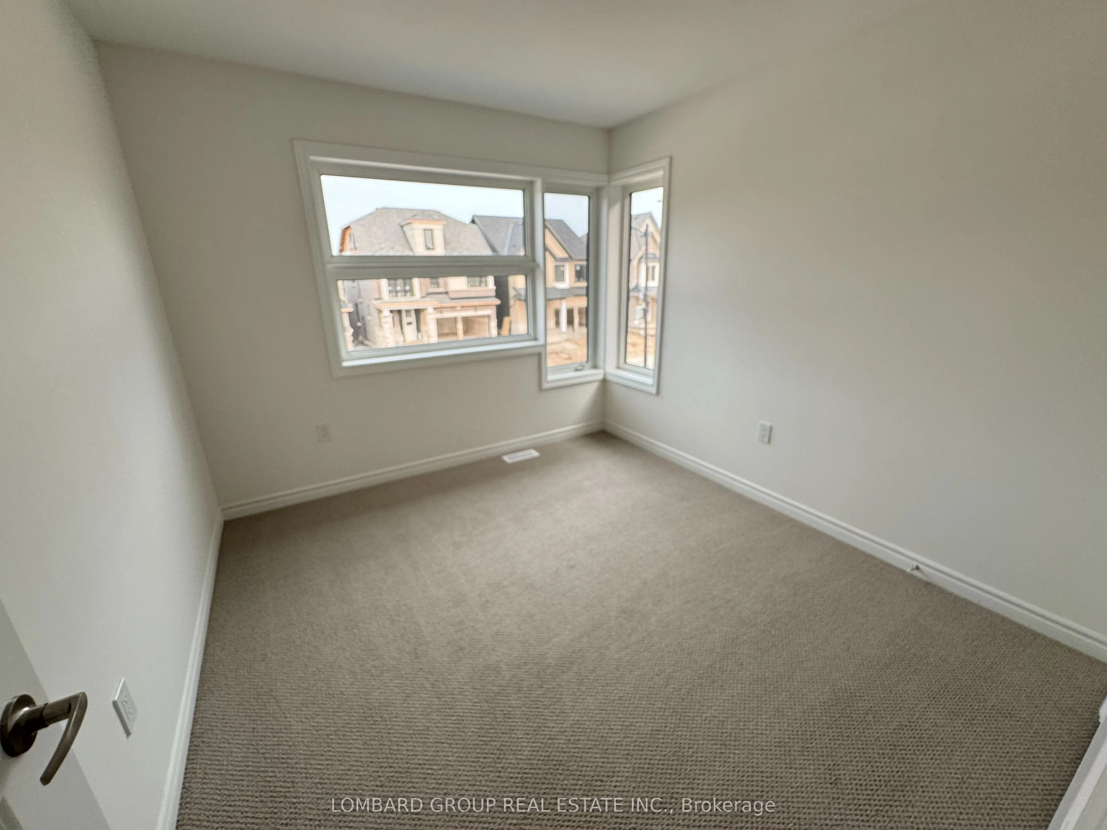 21 Stanley Leitch Drive