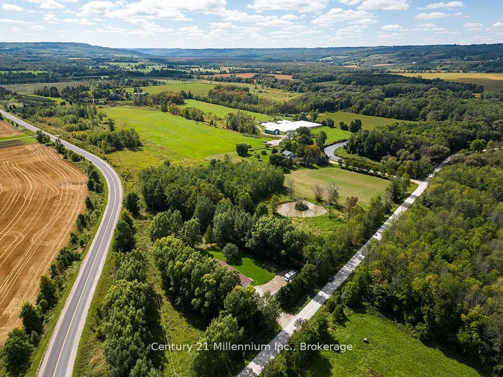 727302 22 C Side Road