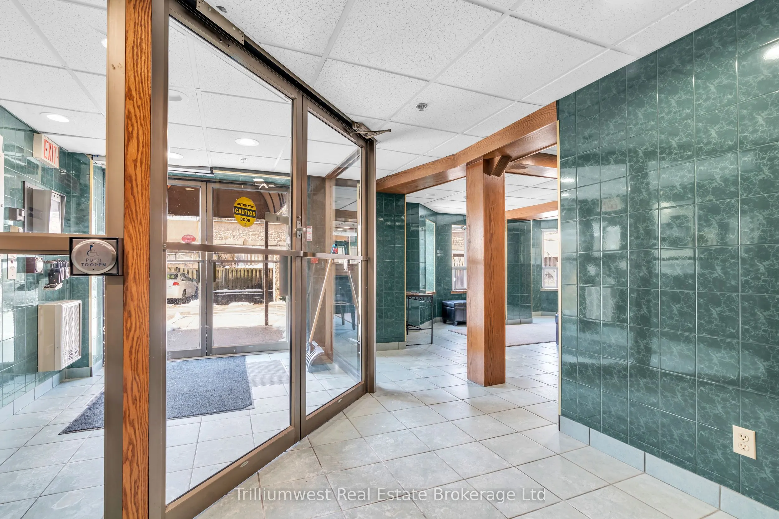 281 Bristol Street, #704