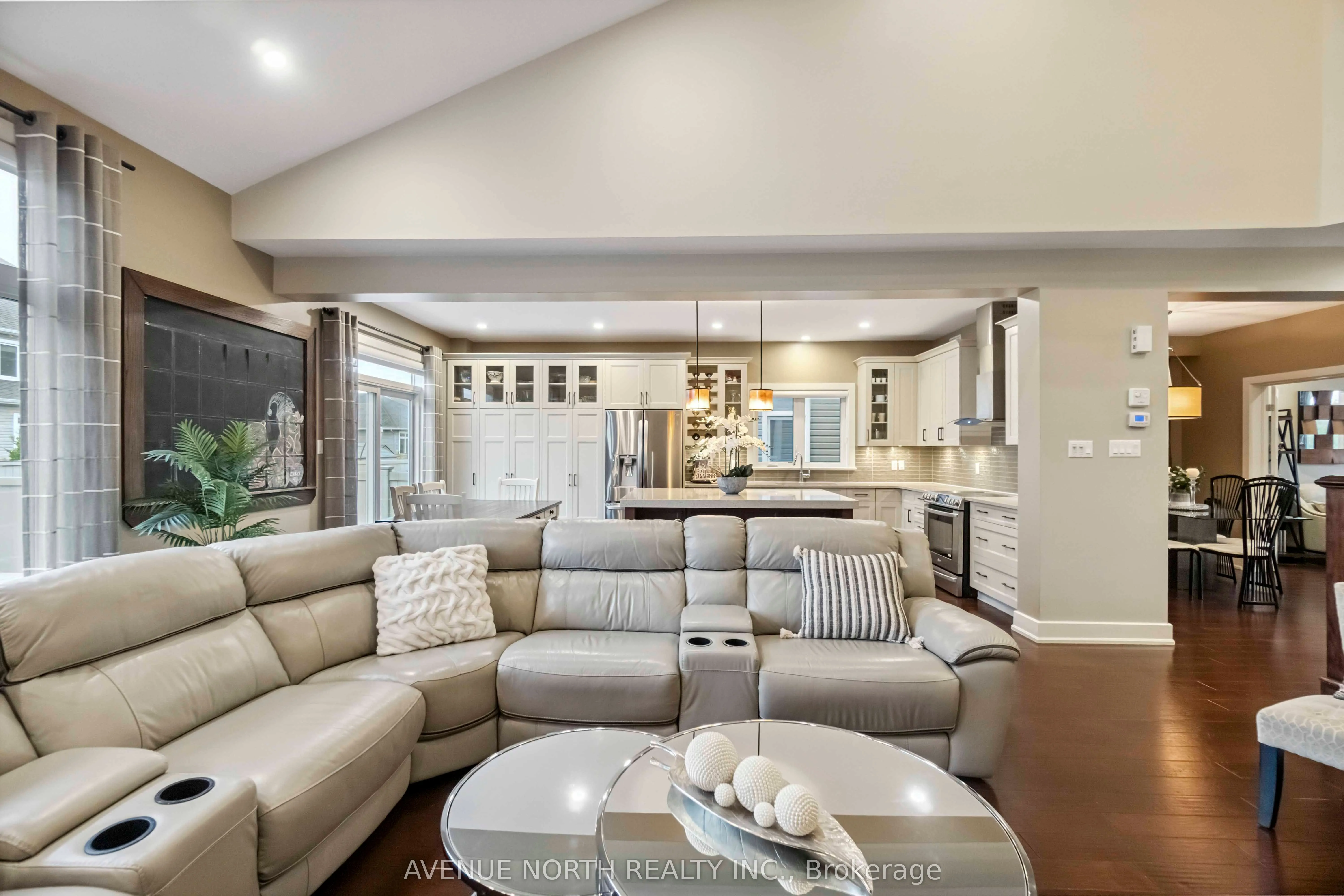 718 BUNCHBERRY Way