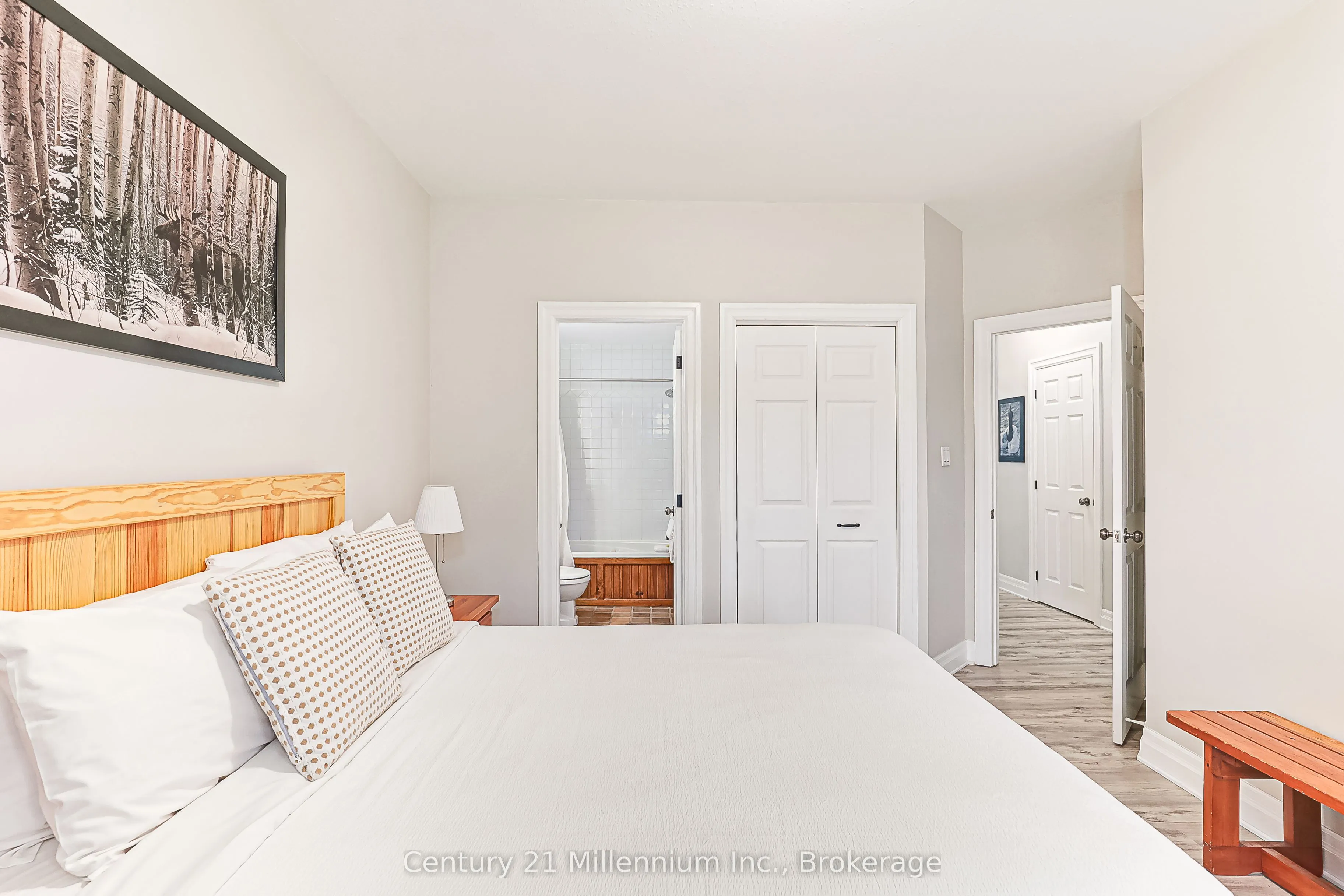 184 Snowbridge Way, #120