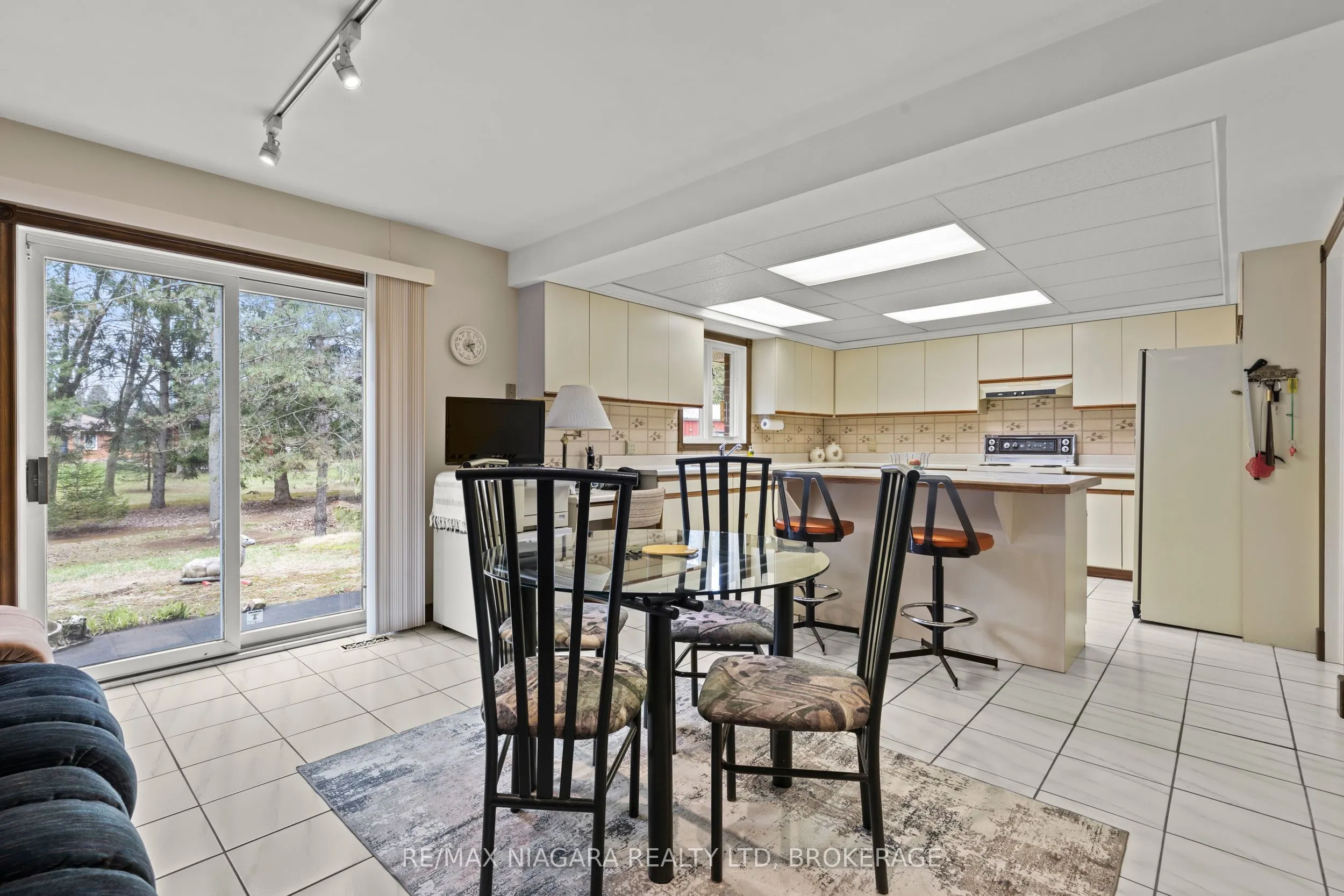 683 Canboro Road