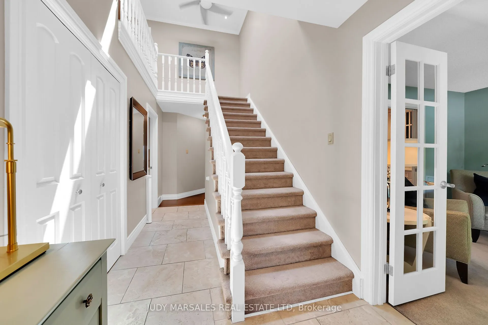 12 Vance Crescent