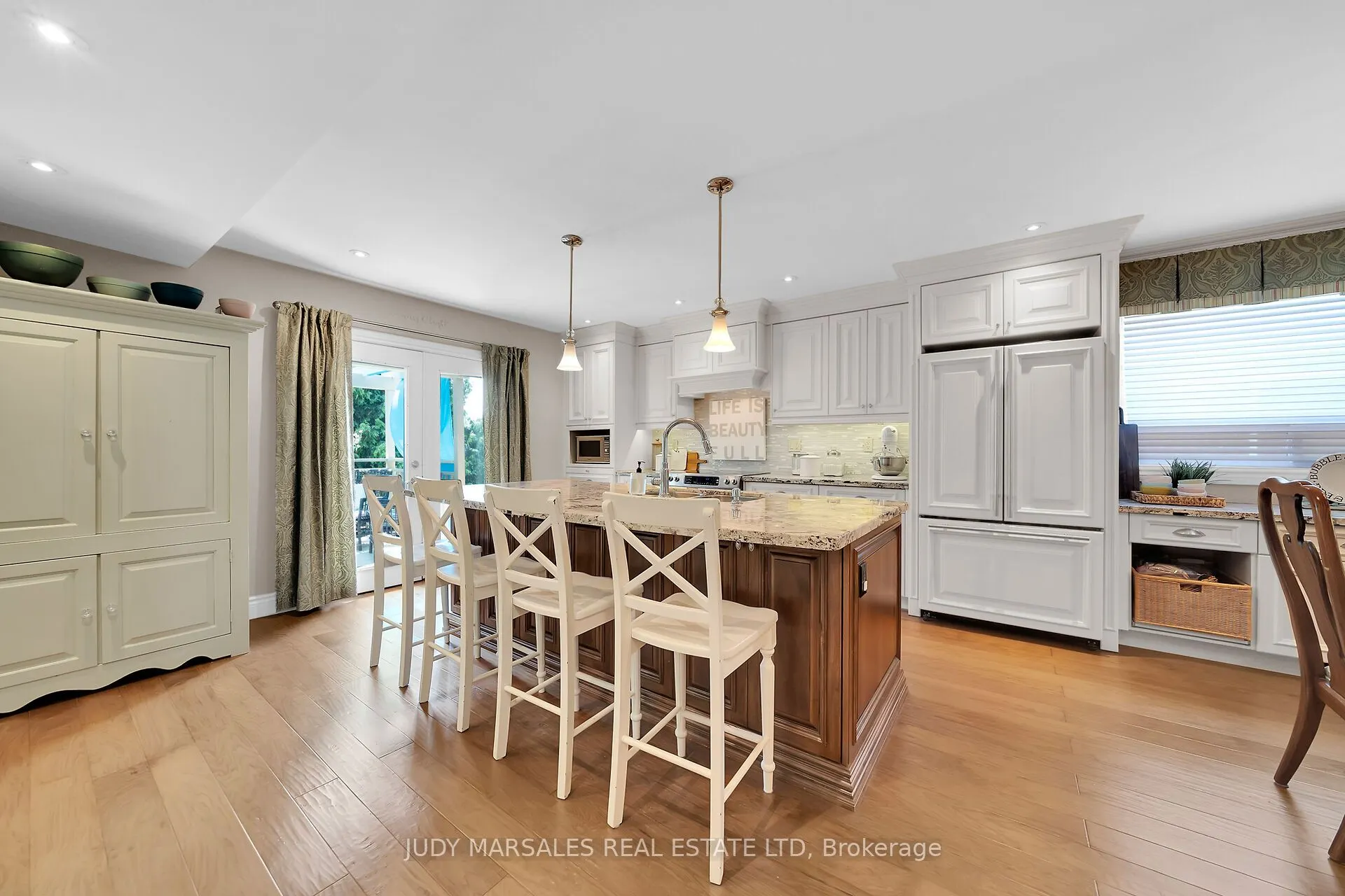 12 Vance Crescent