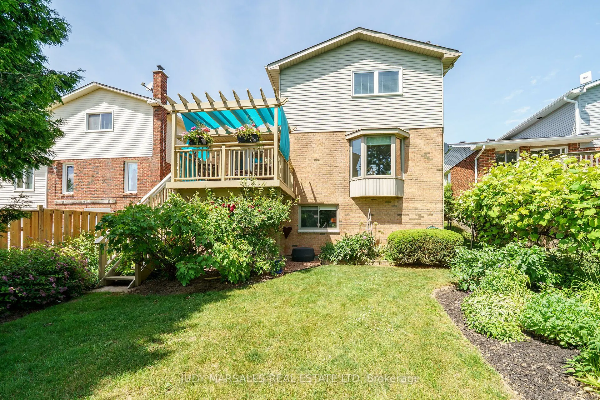 12 Vance Crescent