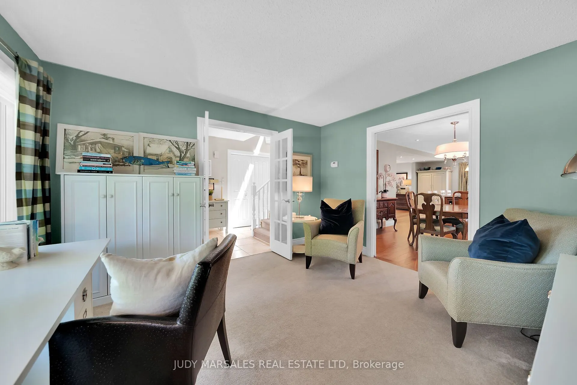12 Vance Crescent