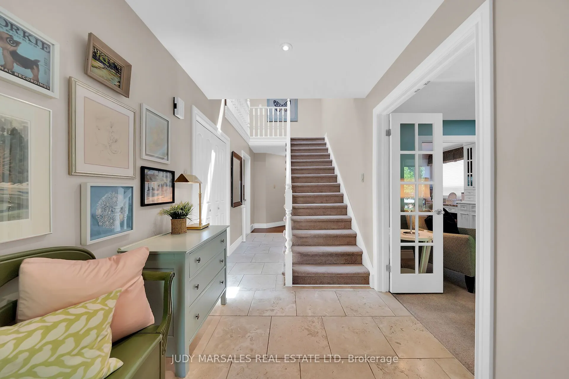 12 Vance Crescent