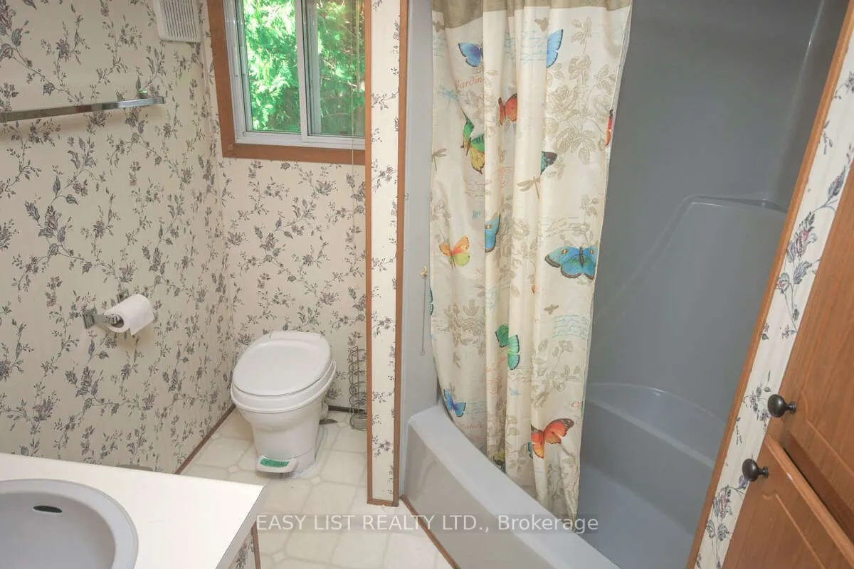 1220B Hogs Back Road