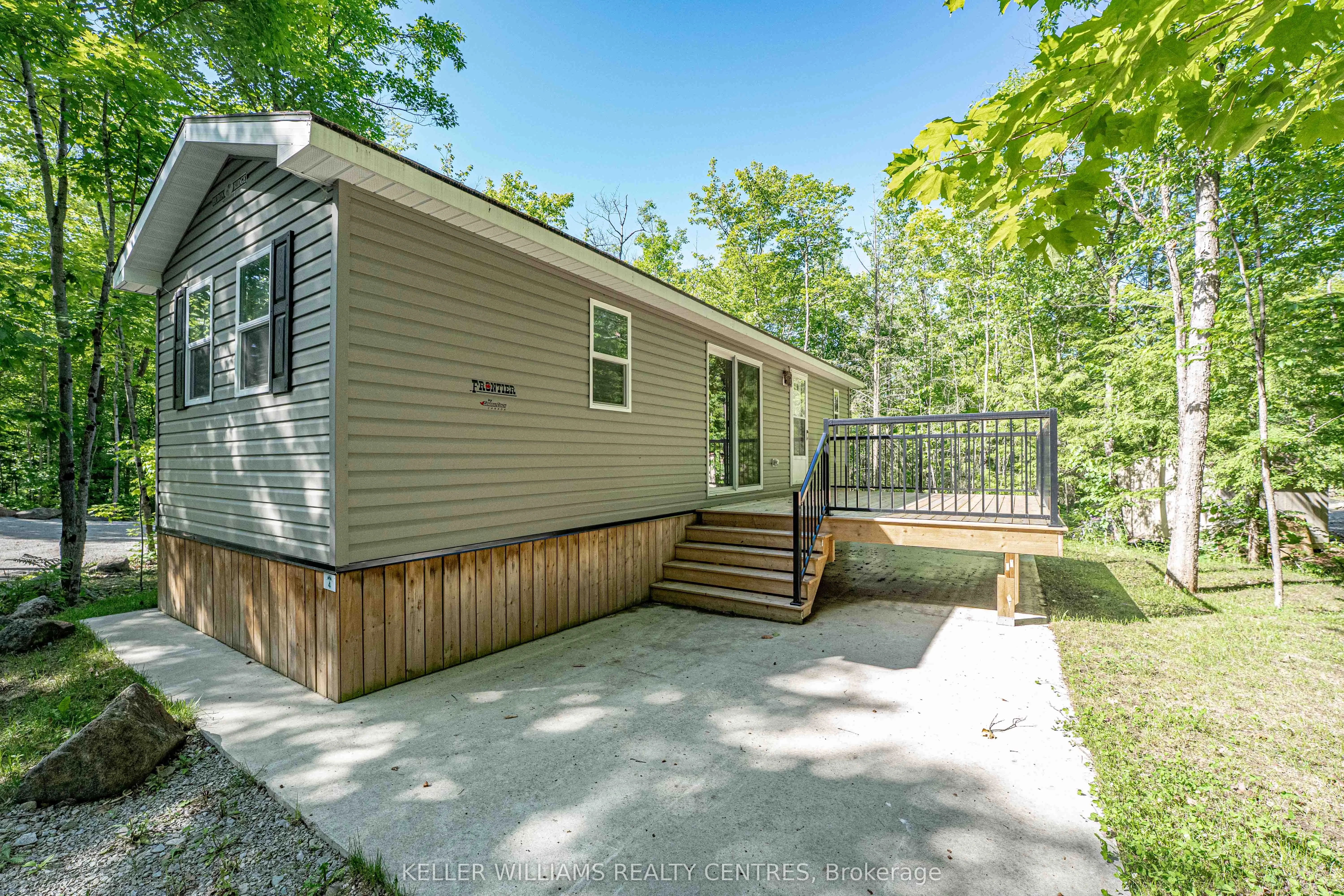 202 HIDDEN GLEN Road, #Unit #4