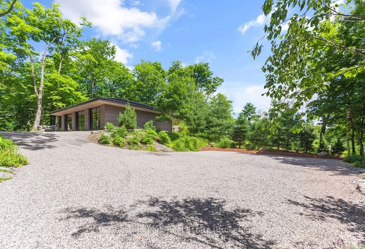 1737 Peninsula Road