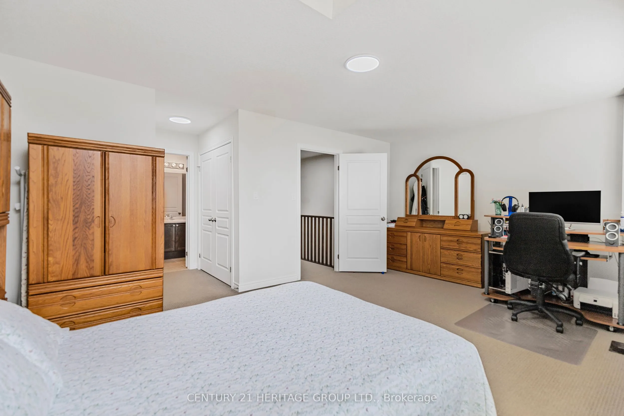71 Waterbridge Street