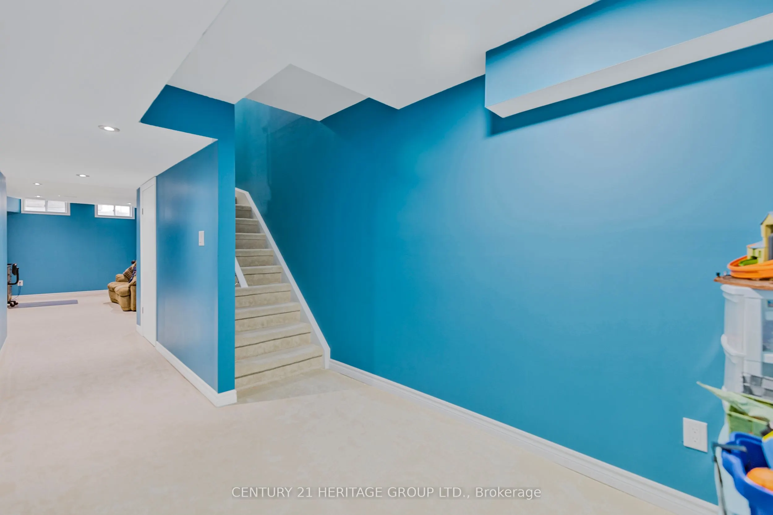71 Waterbridge Street