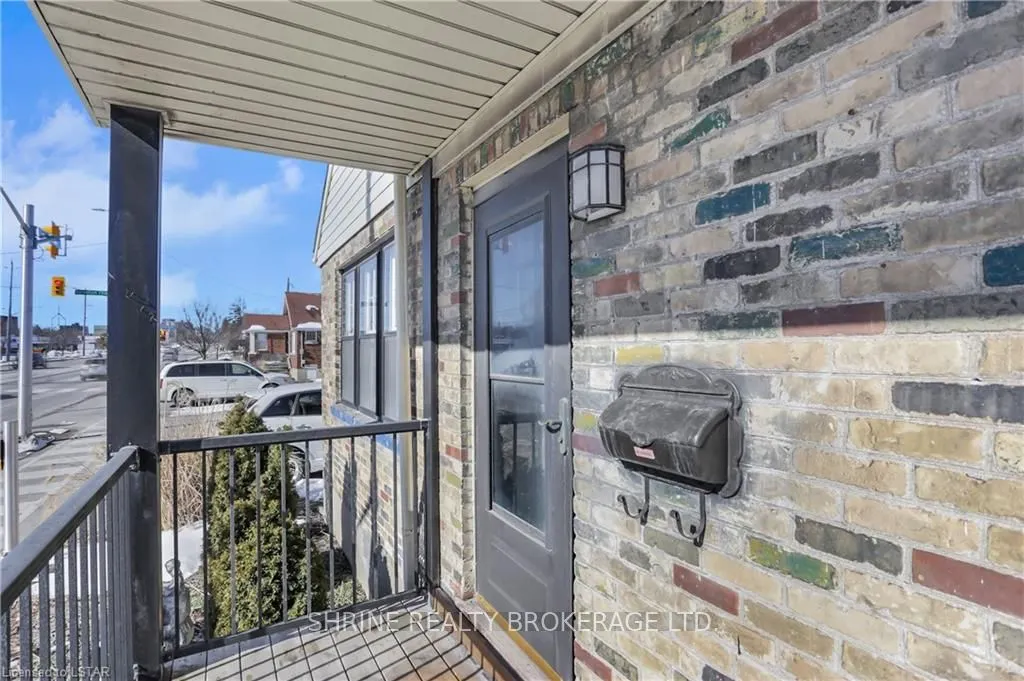 367 Springbank Drive