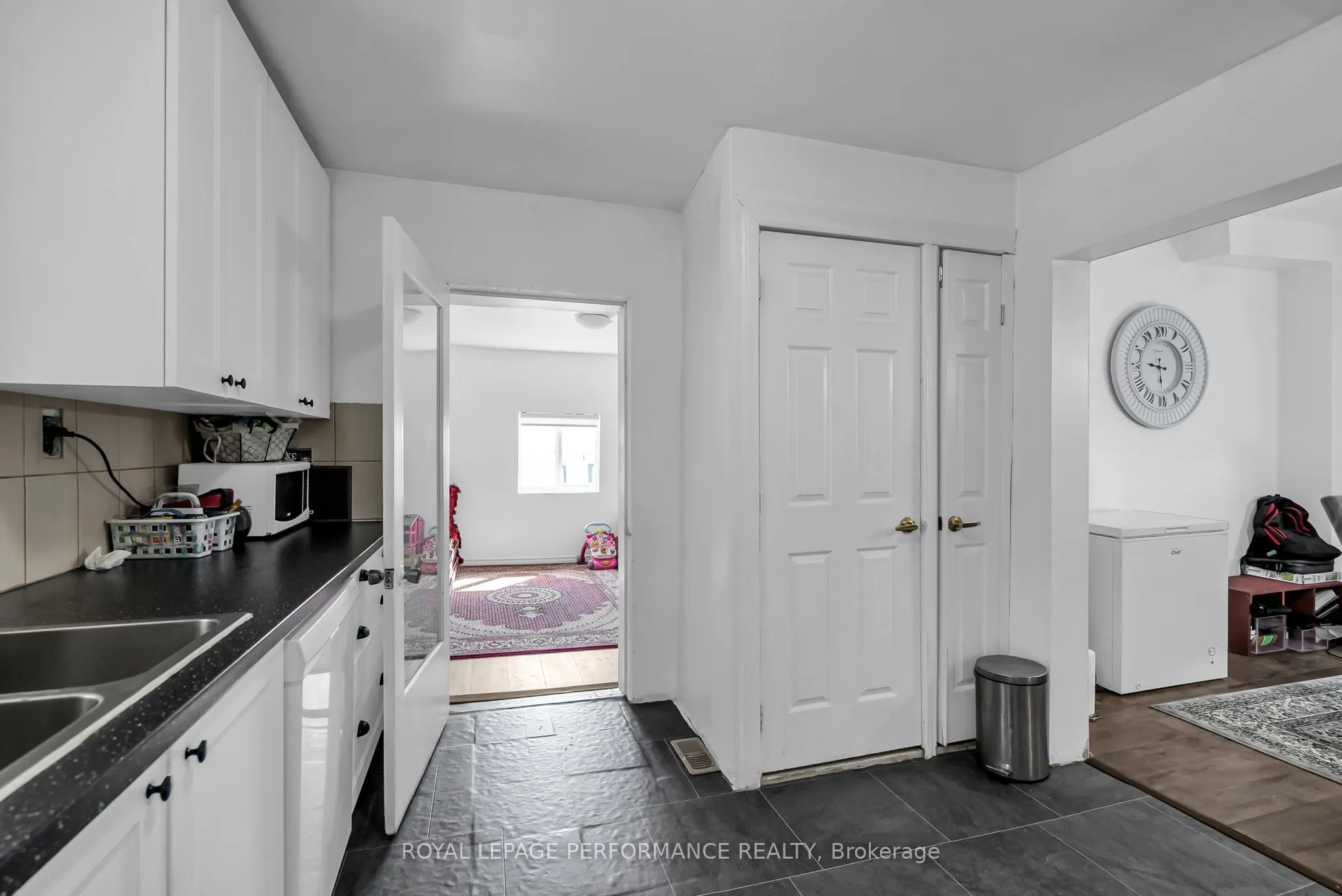 149 Dominion Street S