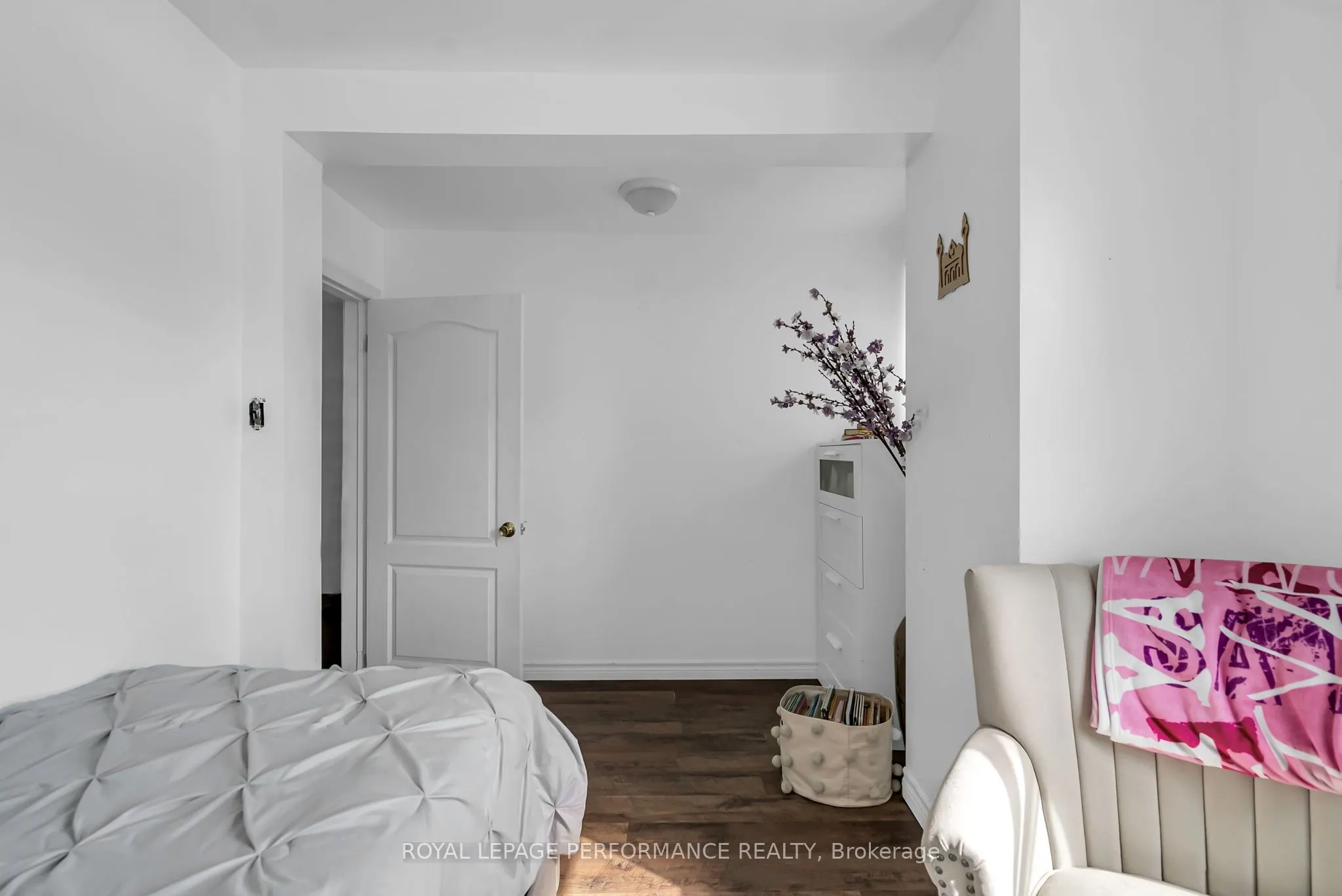 149 Dominion Street S