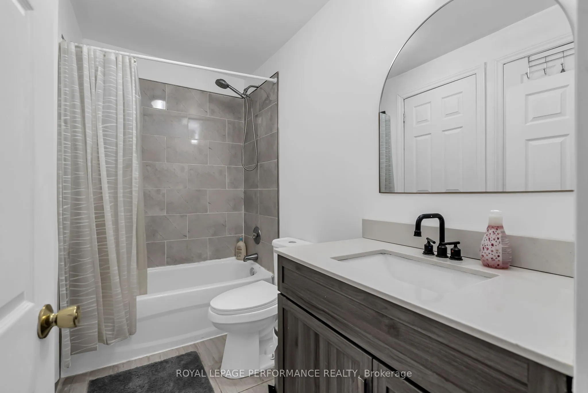 149 Dominion Street S