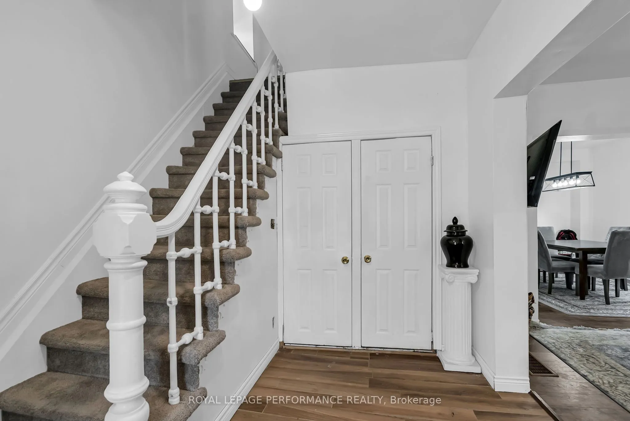 149 Dominion Street S