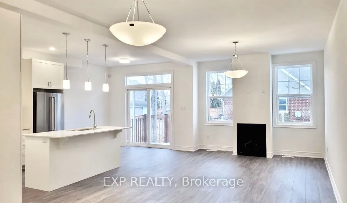4 Paradise Grove