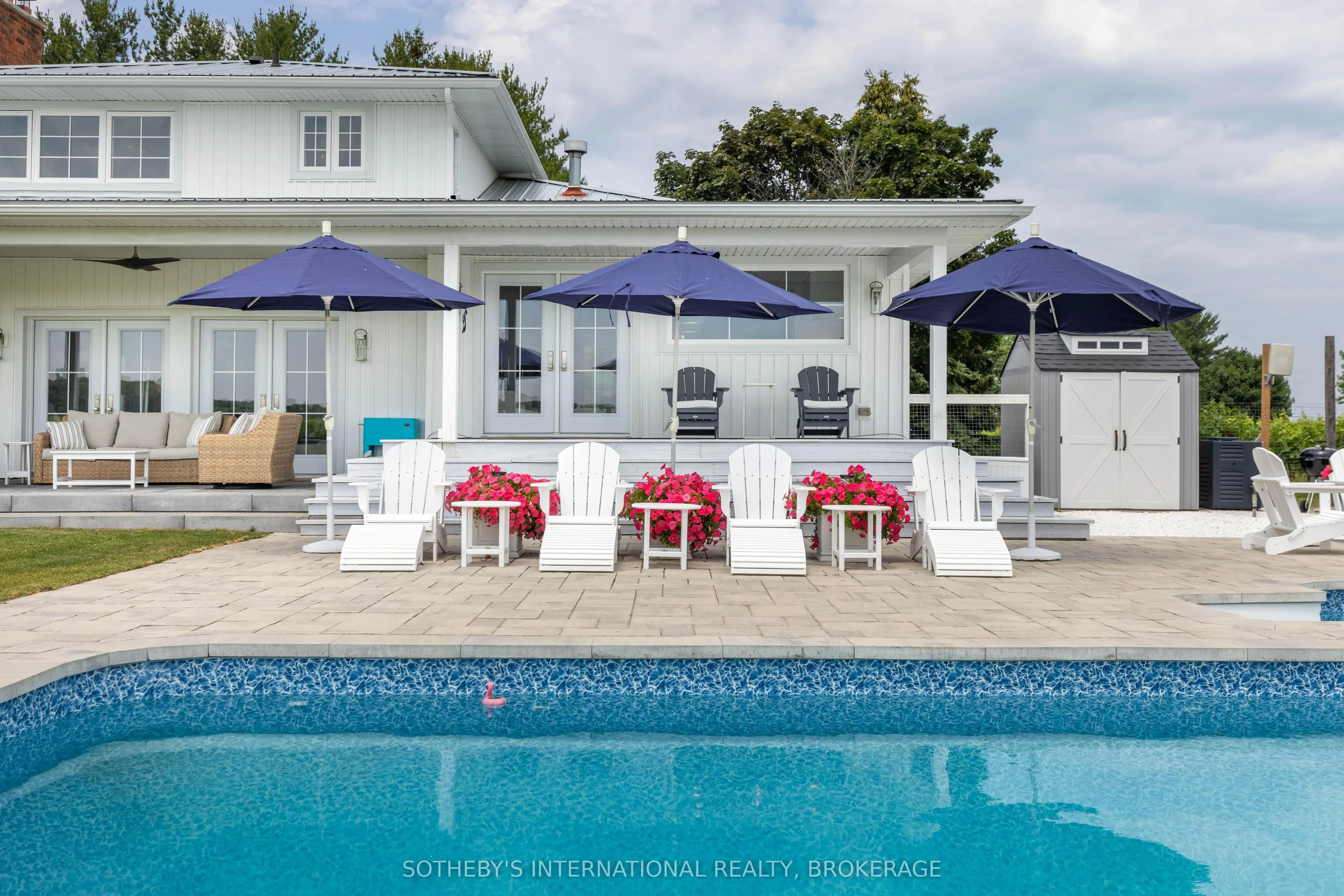1219 Lakeshore Road