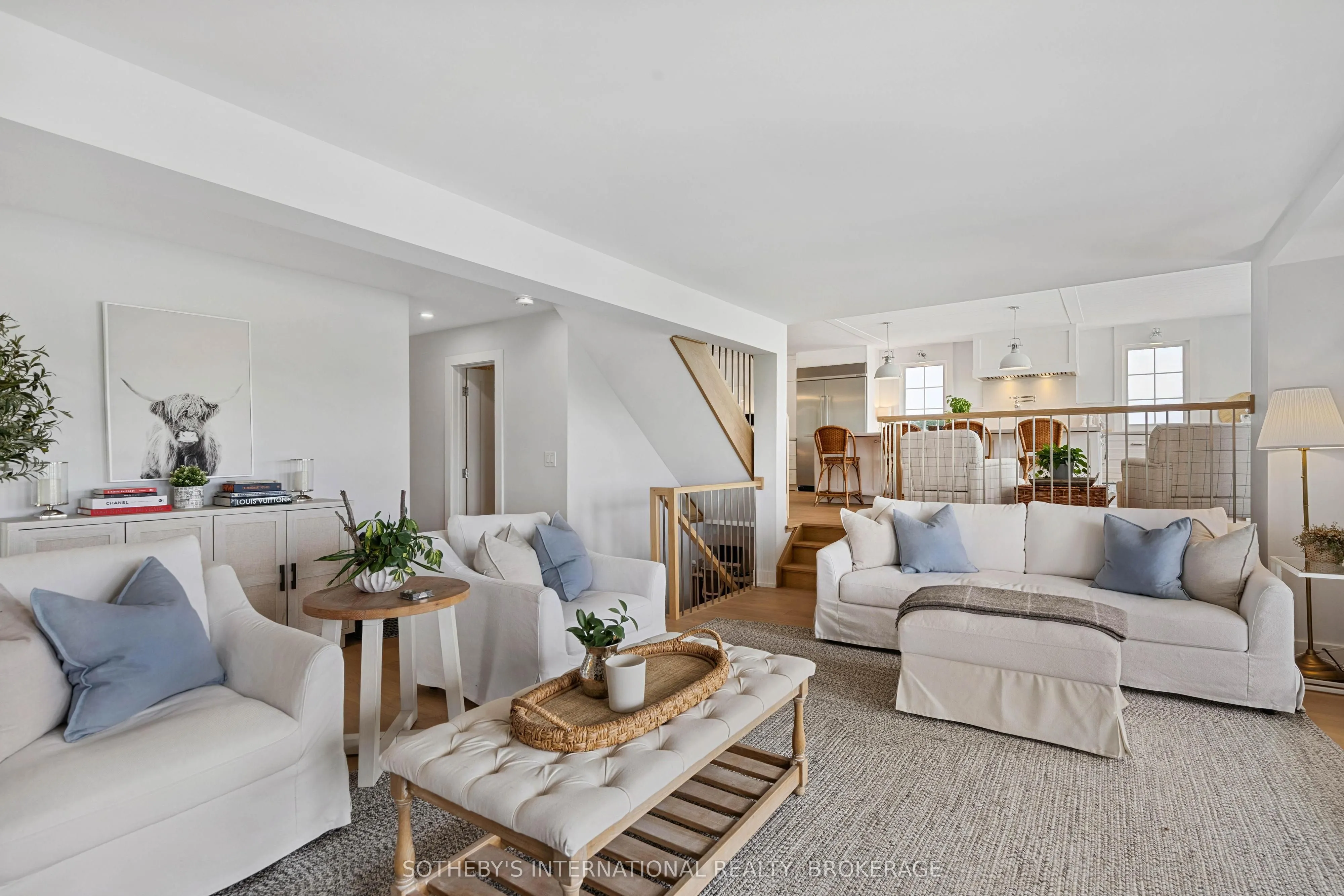 1219 Lakeshore Road