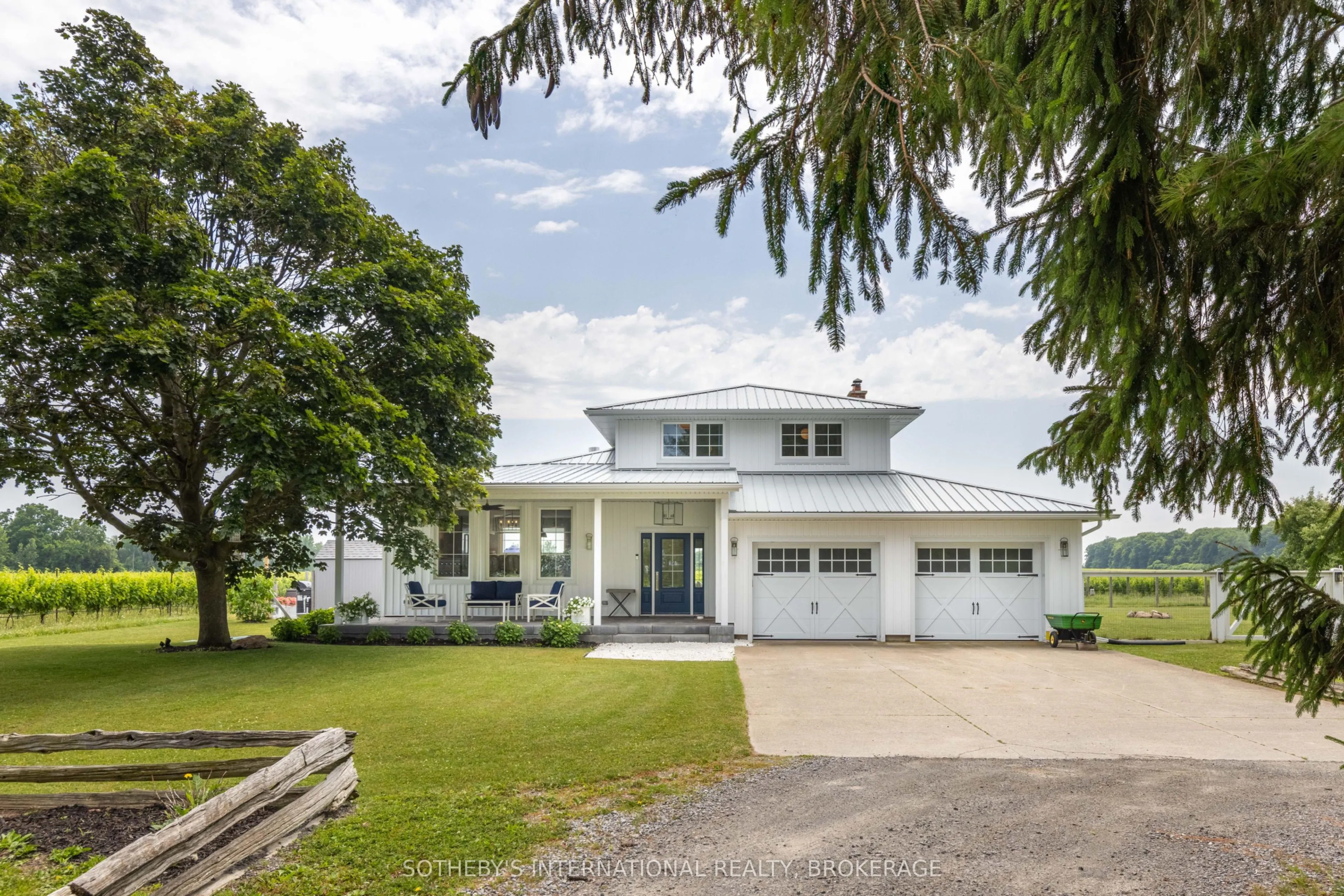 1219 Lakeshore Road