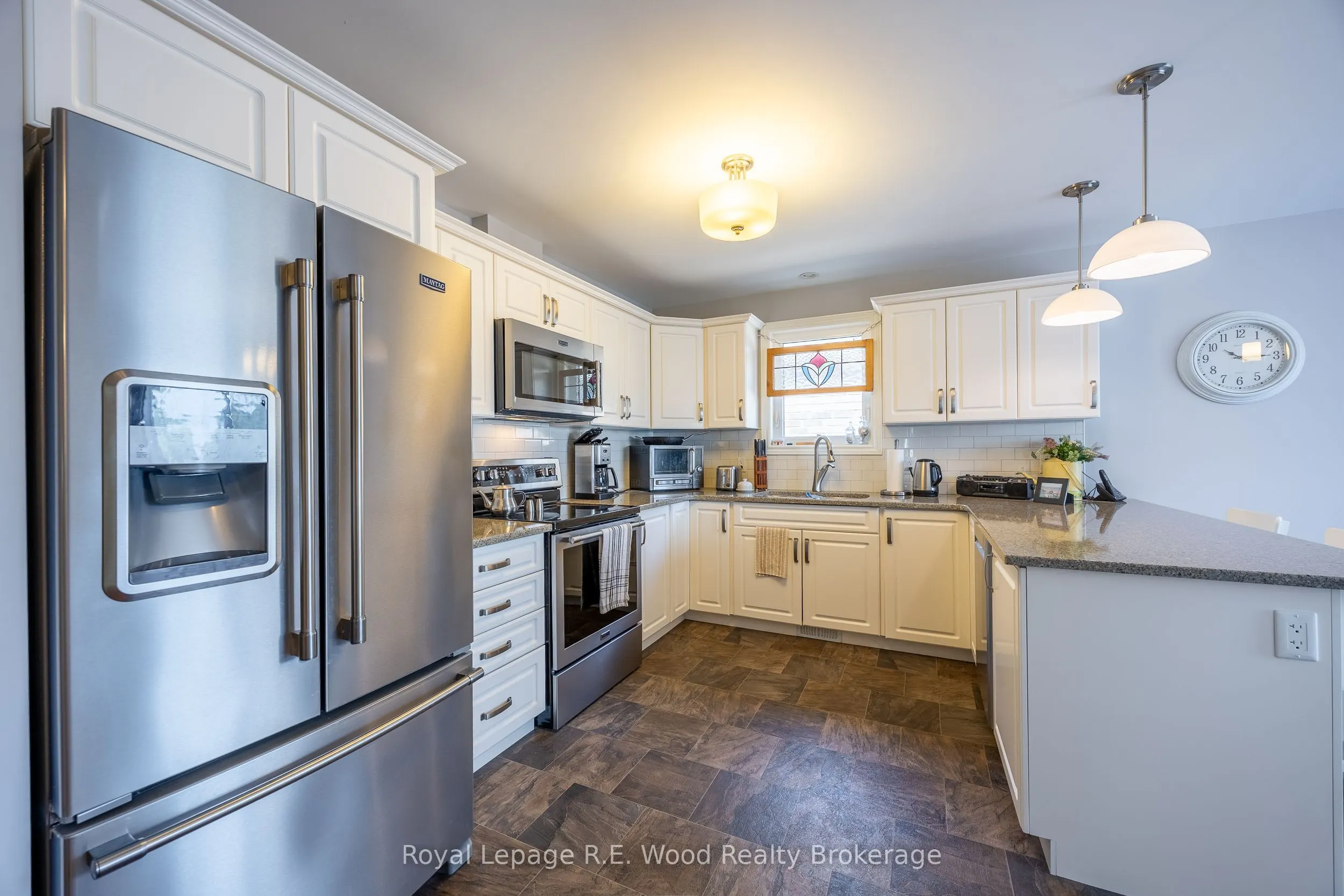 32 Esseltine Drive