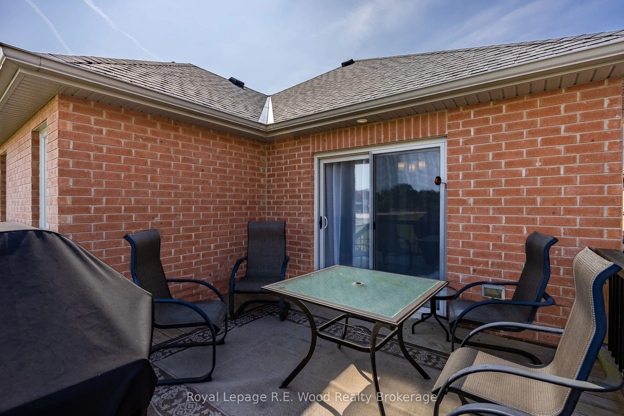 32 Esseltine Drive