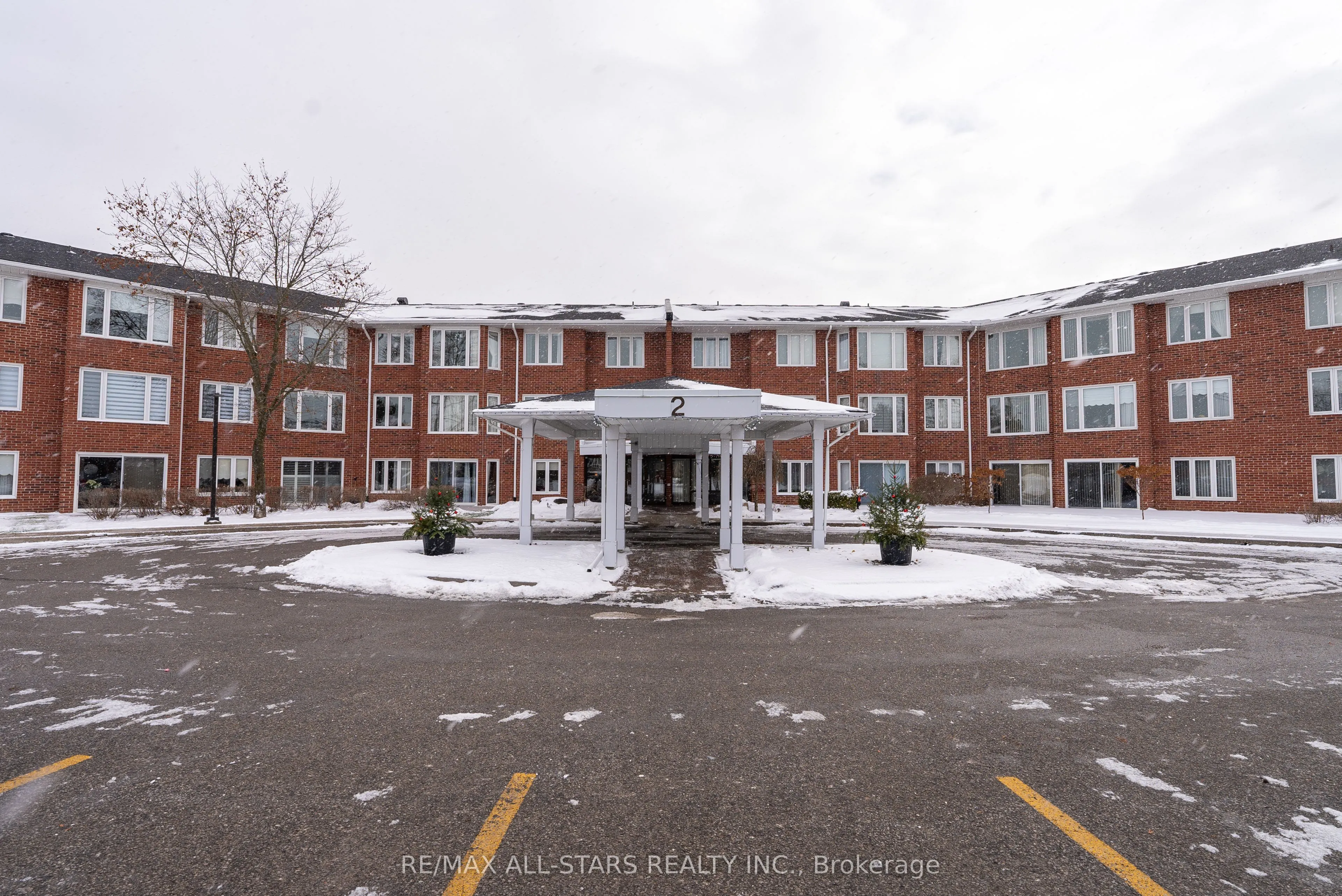 2 Heritage Way, #208