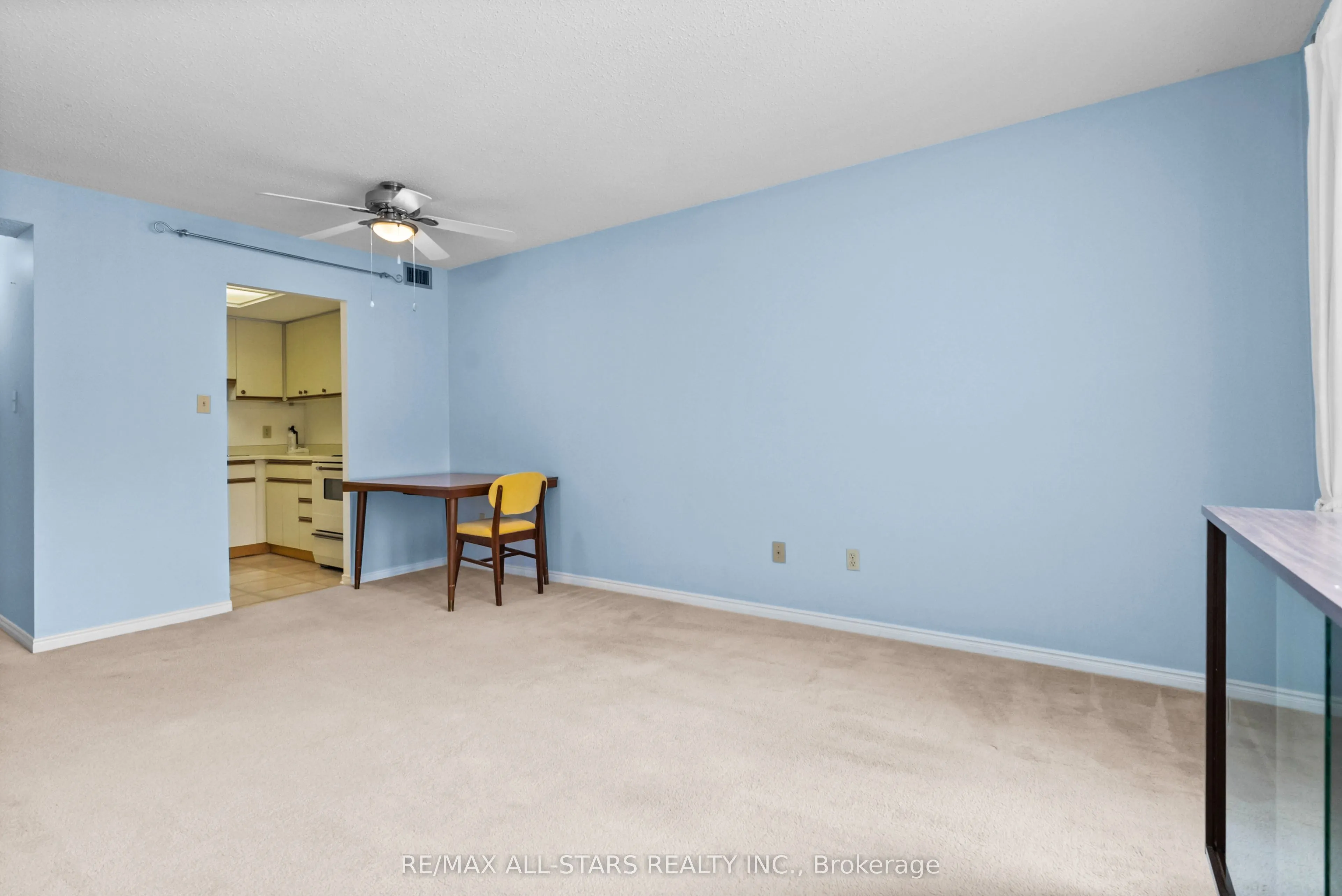 2 Heritage Way, #208