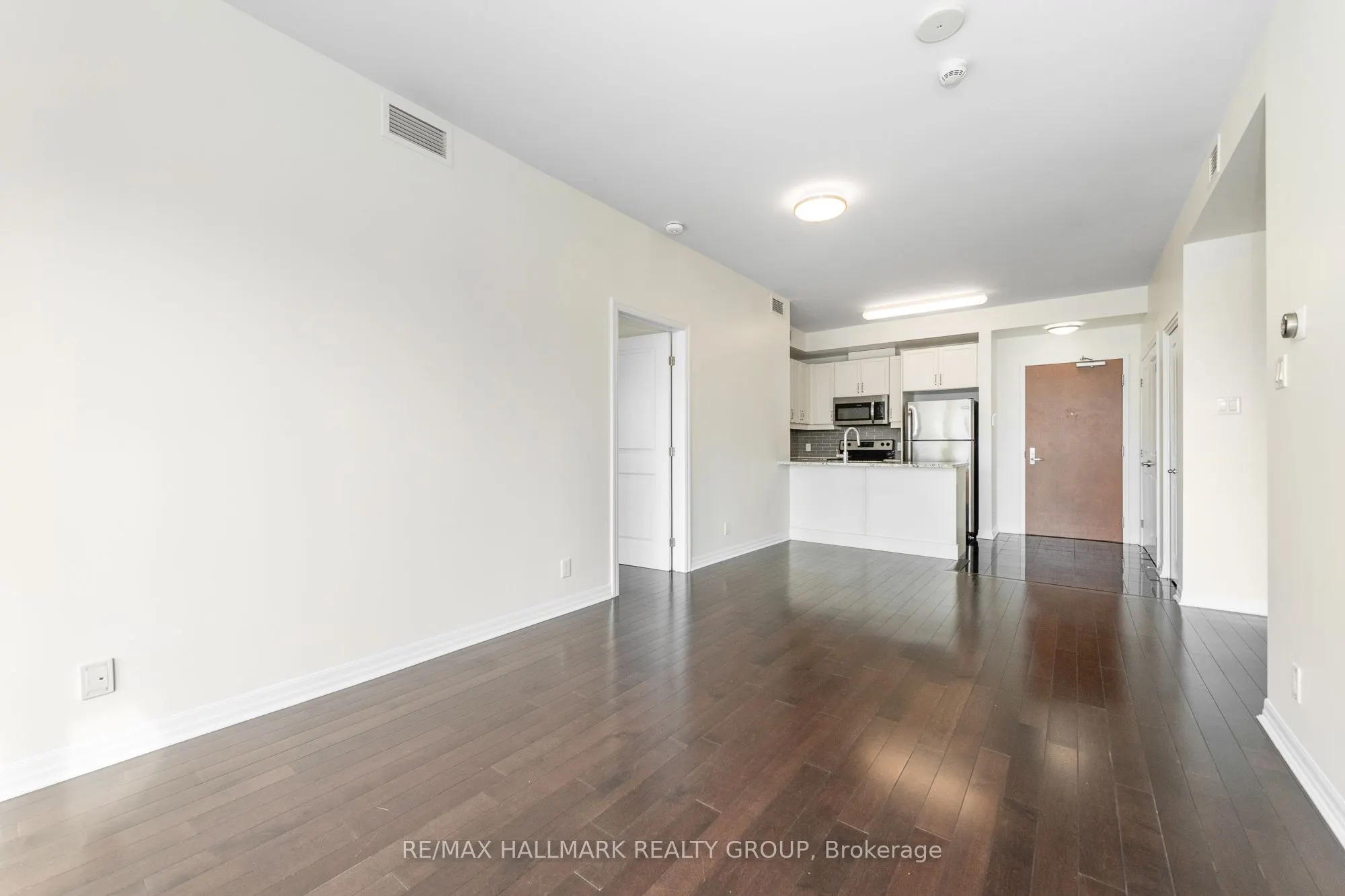 242 Rideau Street, #PH1-2702