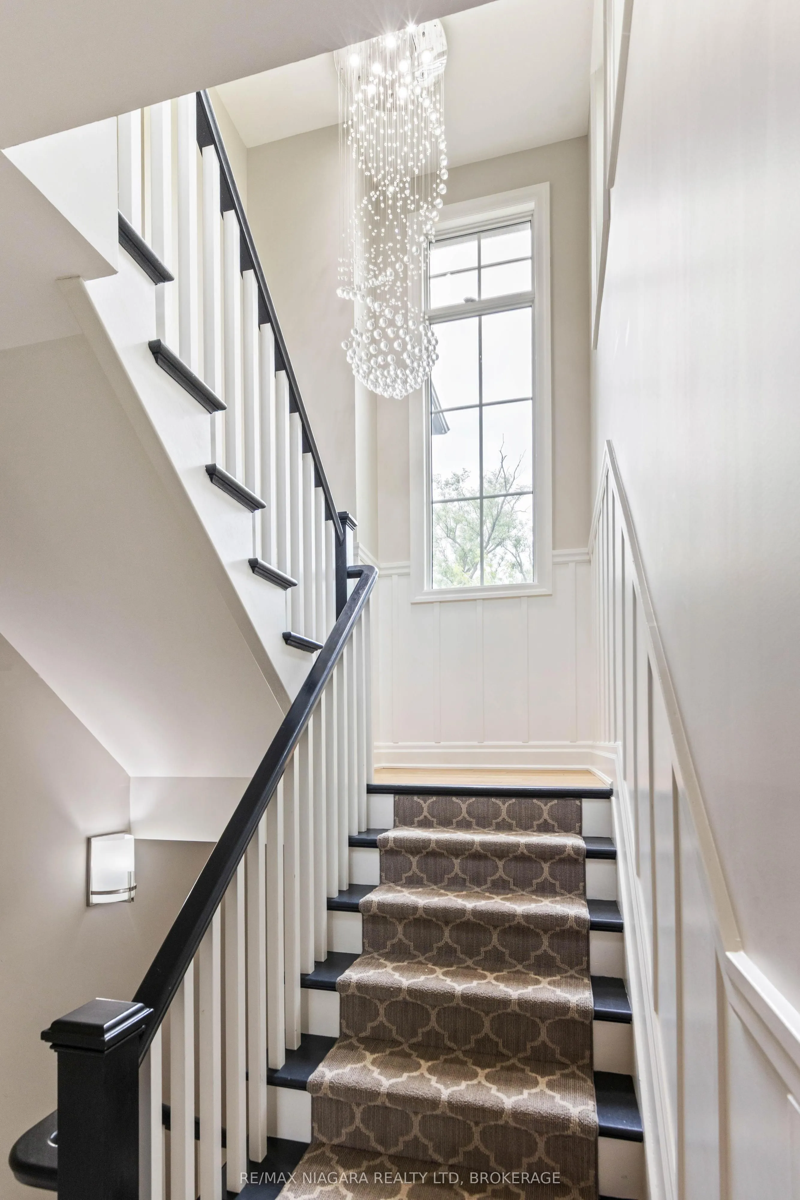 4 Aberdeen Lane S, #5