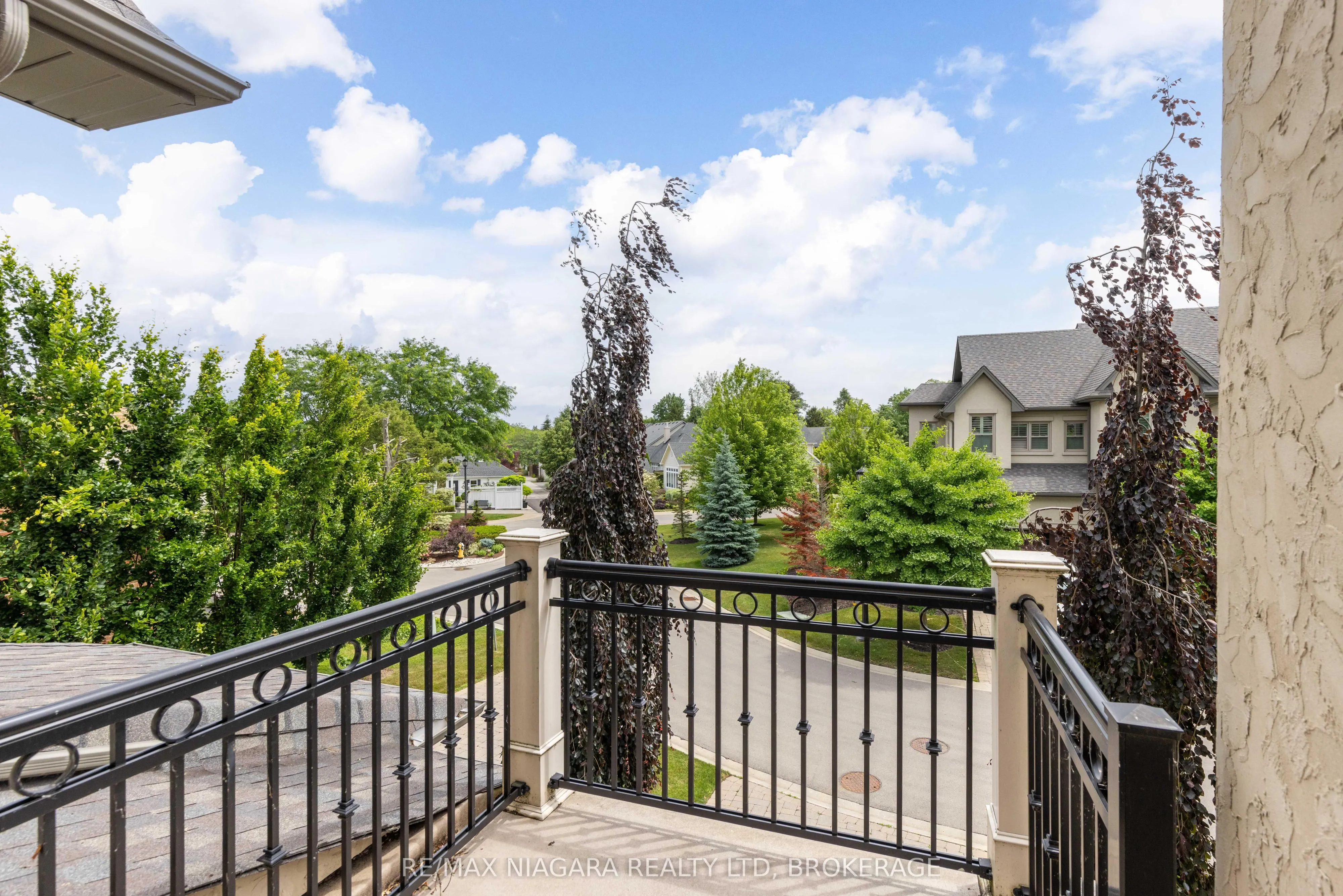 4 Aberdeen Lane S, #5