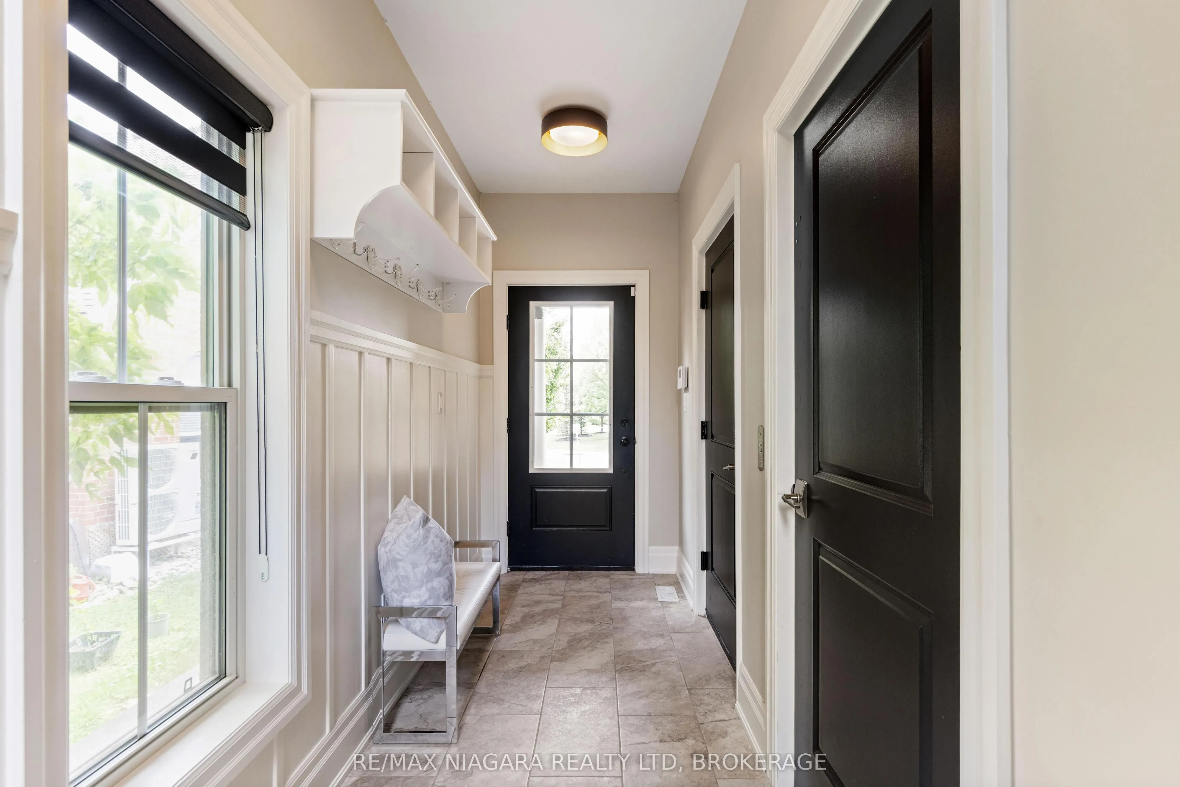 4 Aberdeen Lane S, #5