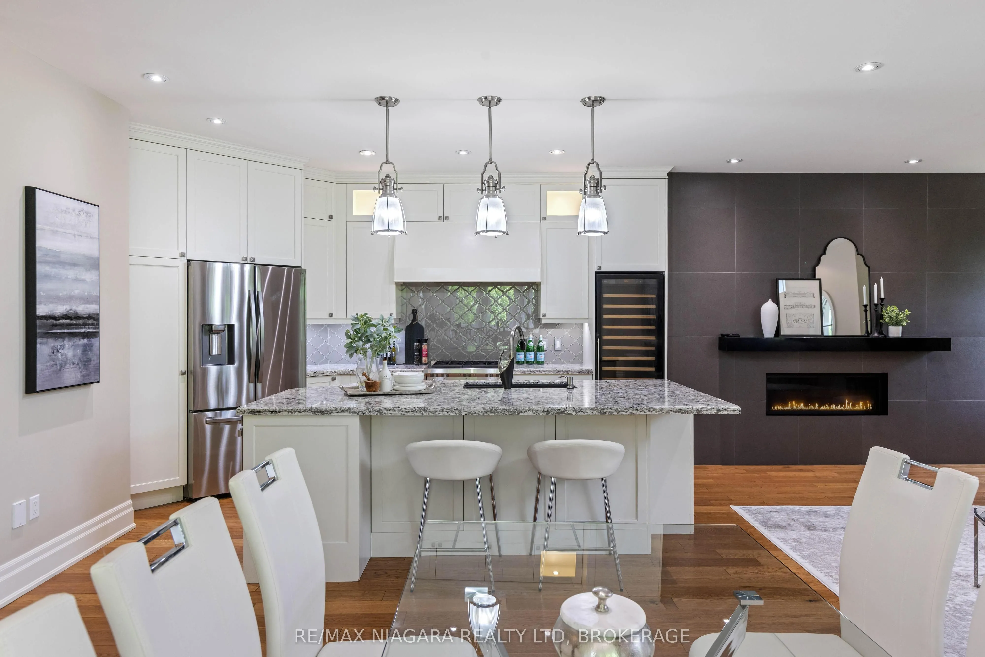 4 Aberdeen Lane S, #5