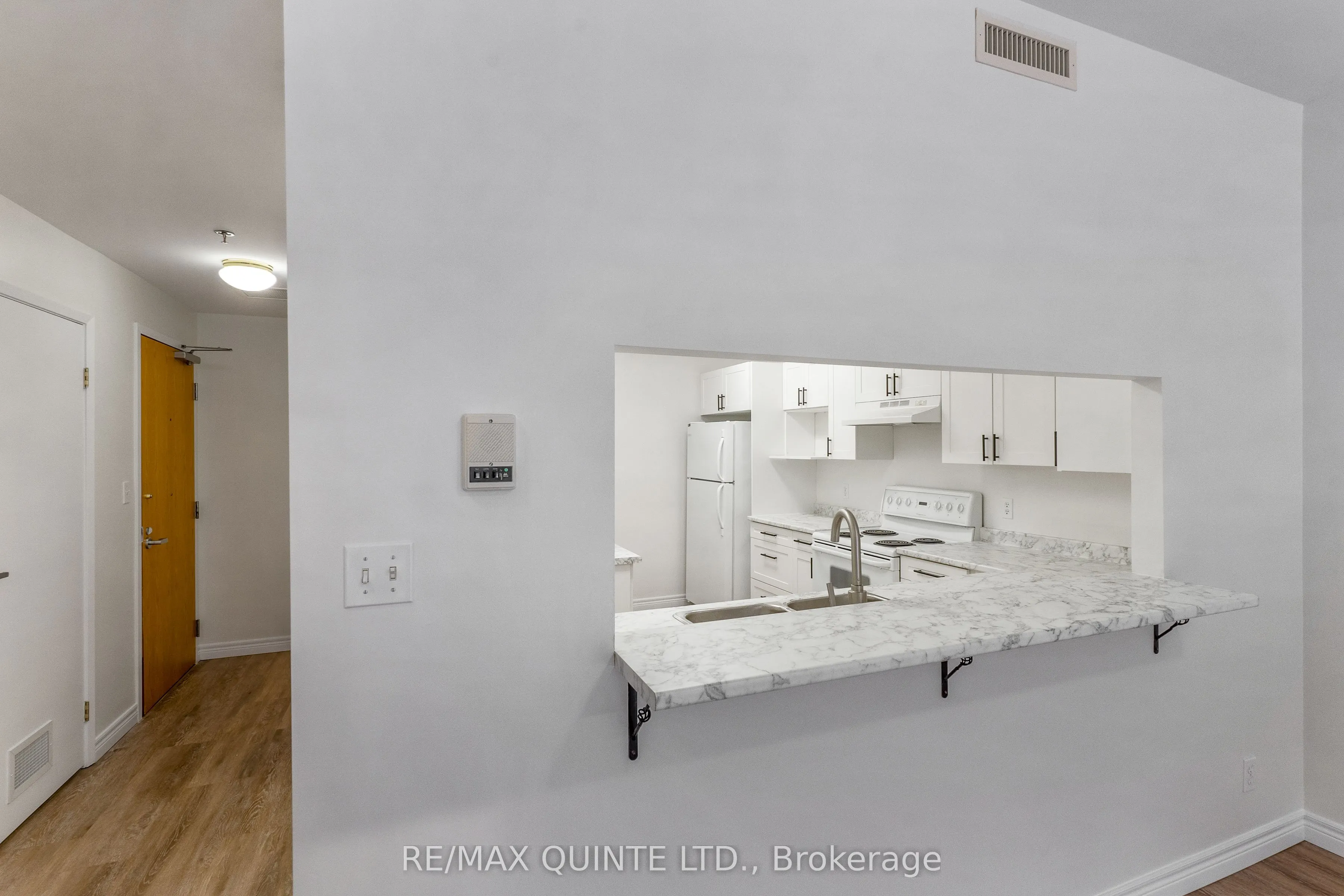 20 Fourth Avenue, #105